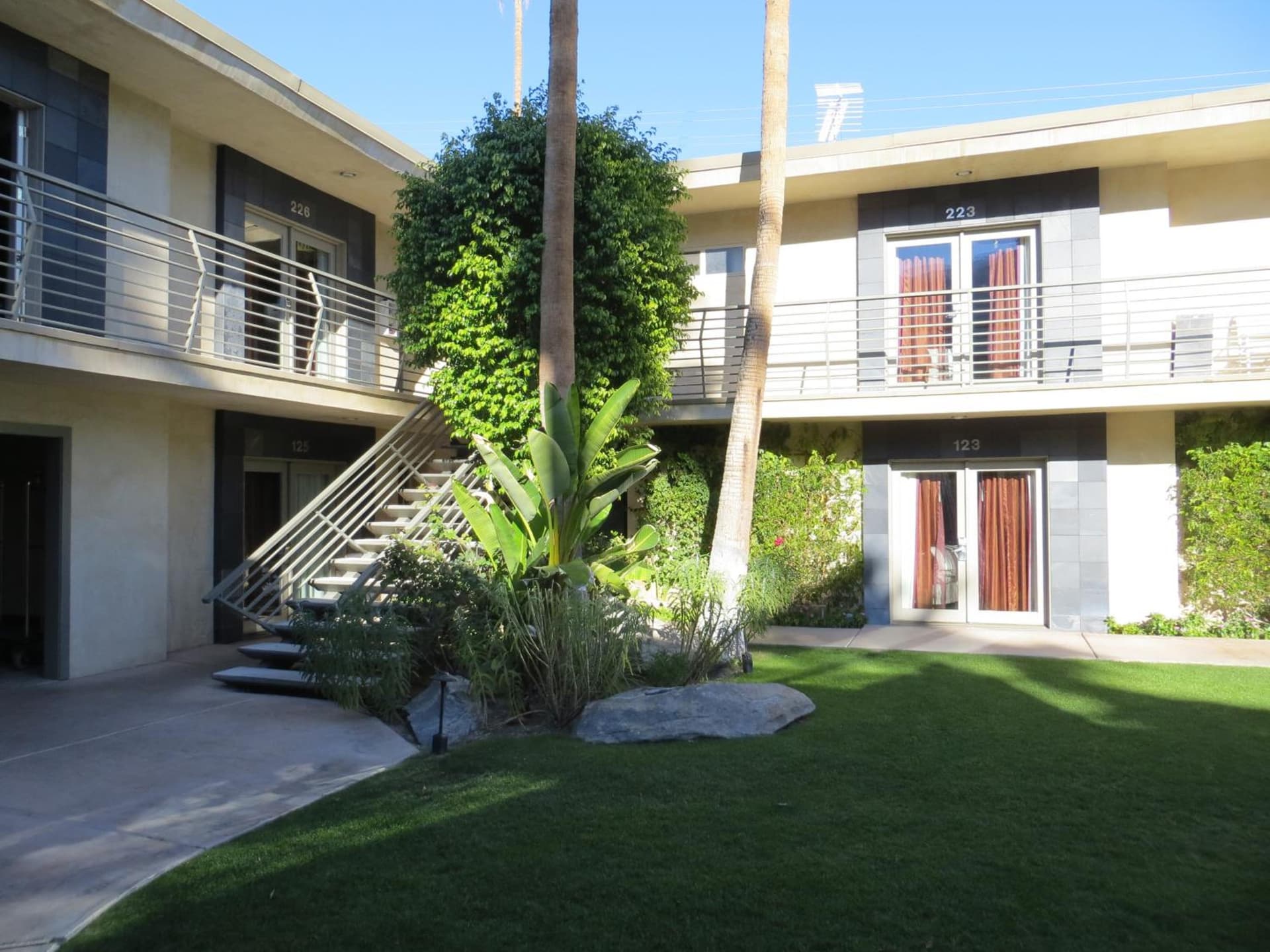 7 Springs Inn & Suites — hotel in Palm Springs, California