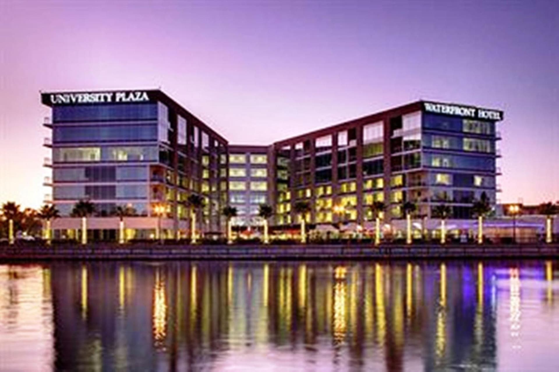 University Plaza Waterfront Hotel — hotel in Stockton, California