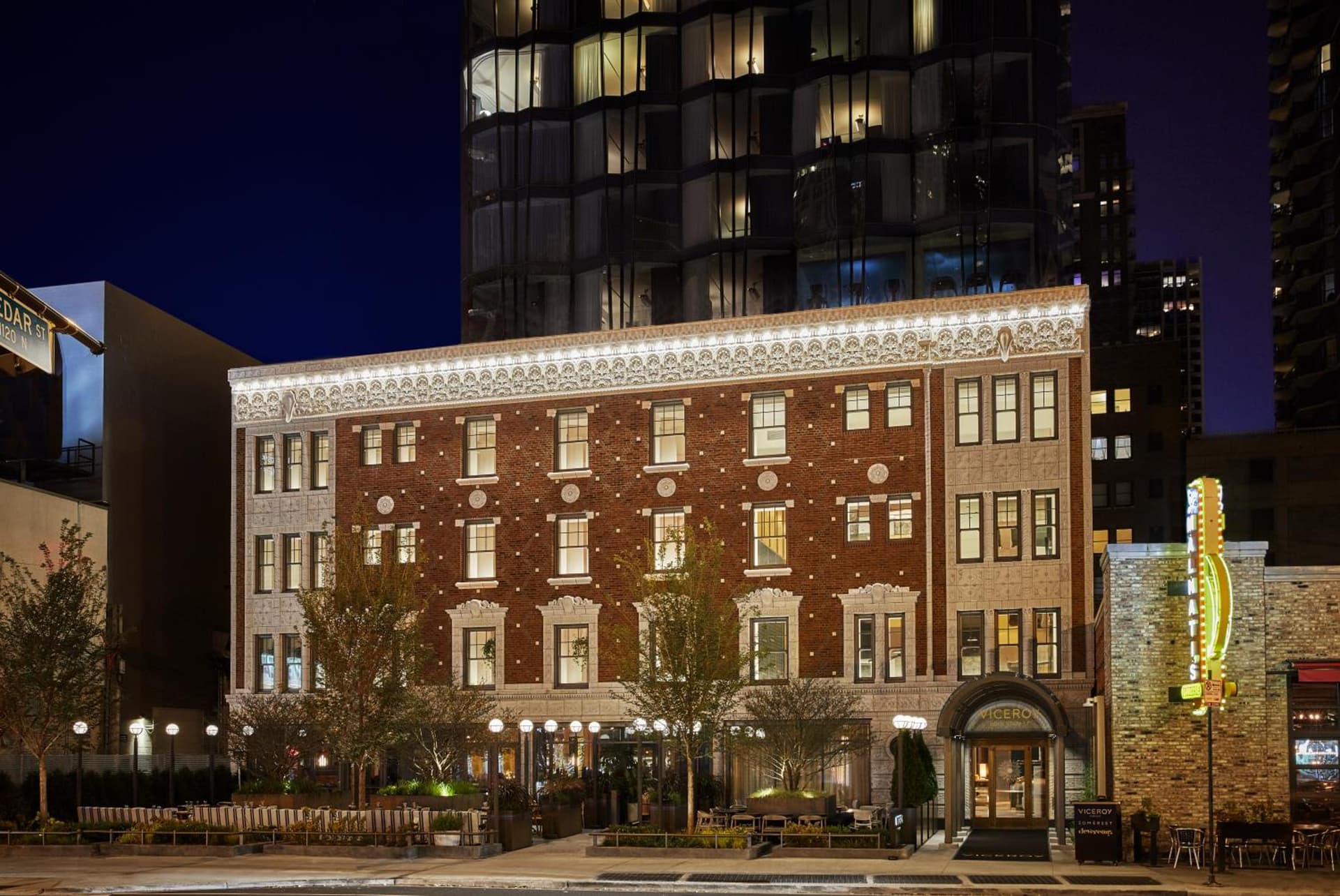 Viceroy Chicago — hotel in Chicago, Illinois