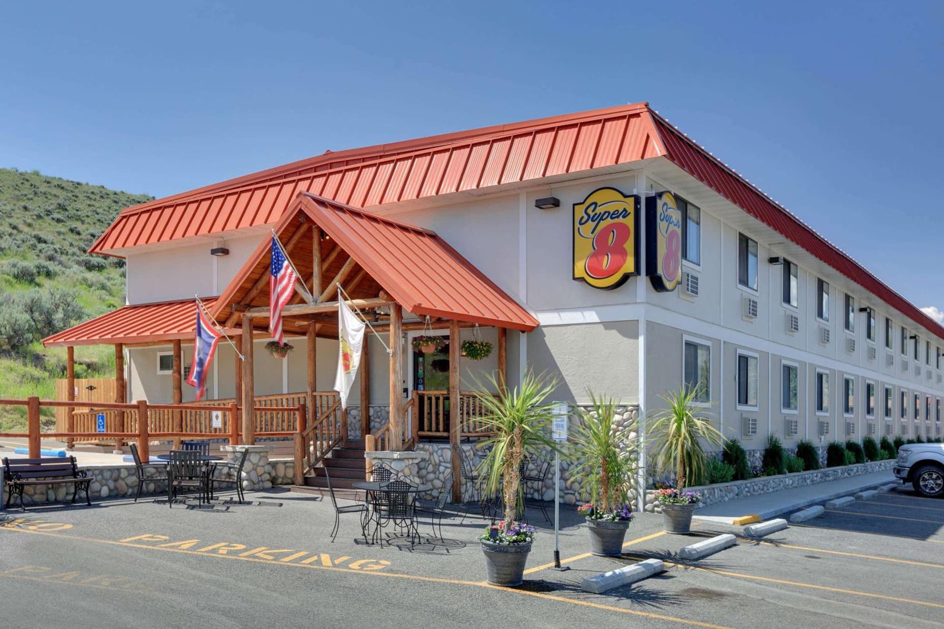 Super 8 by Wyndham Cody — hotel in Cody, Wyoming