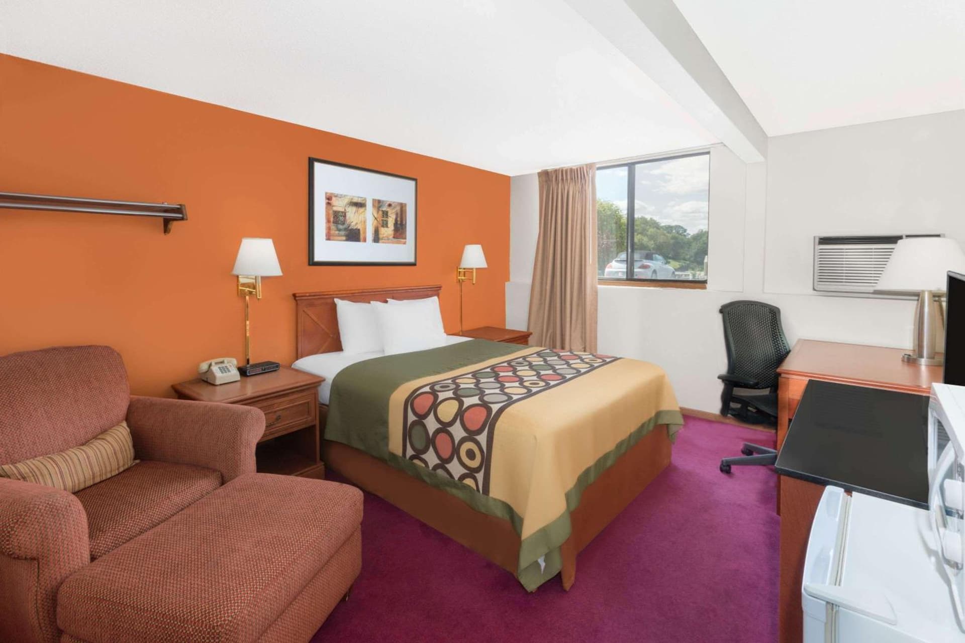 Super 8 by Wyndham Algona property views in Algona, IA — gallery photo 3