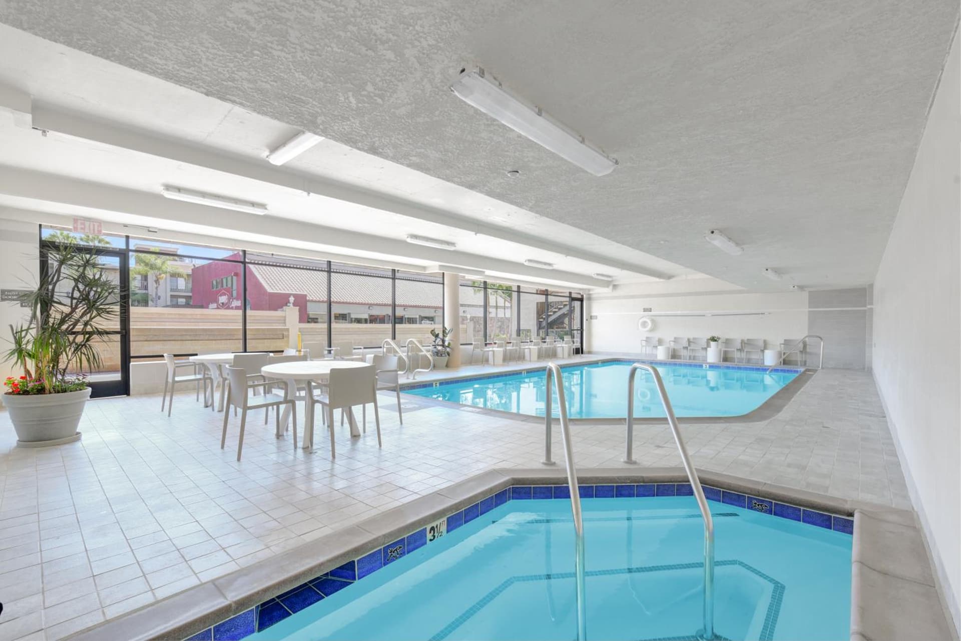Anaheim Desert Inn & Suites property views in Anaheim, CA — gallery photo 3