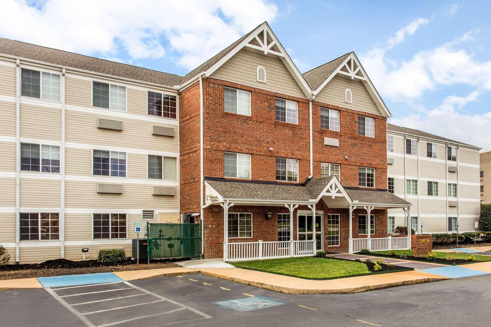 MainStay Suites Greenville Airport featured exterior or lobby in Greer, SC — similar hotel