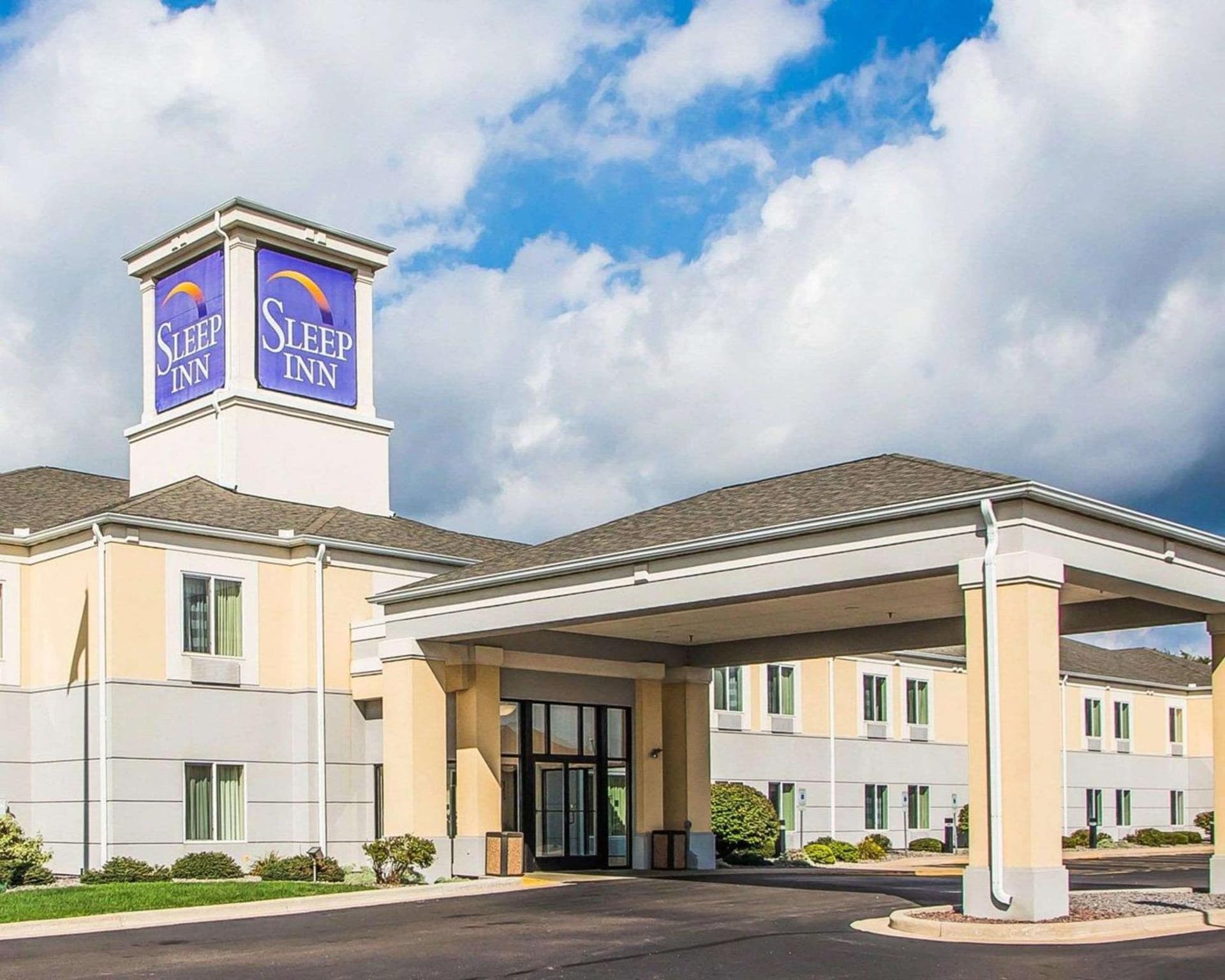 Sleep Inn & Suites Wisconsin Rapids featured exterior or lobby in Wisconsin Rapids, WI — similar hotel