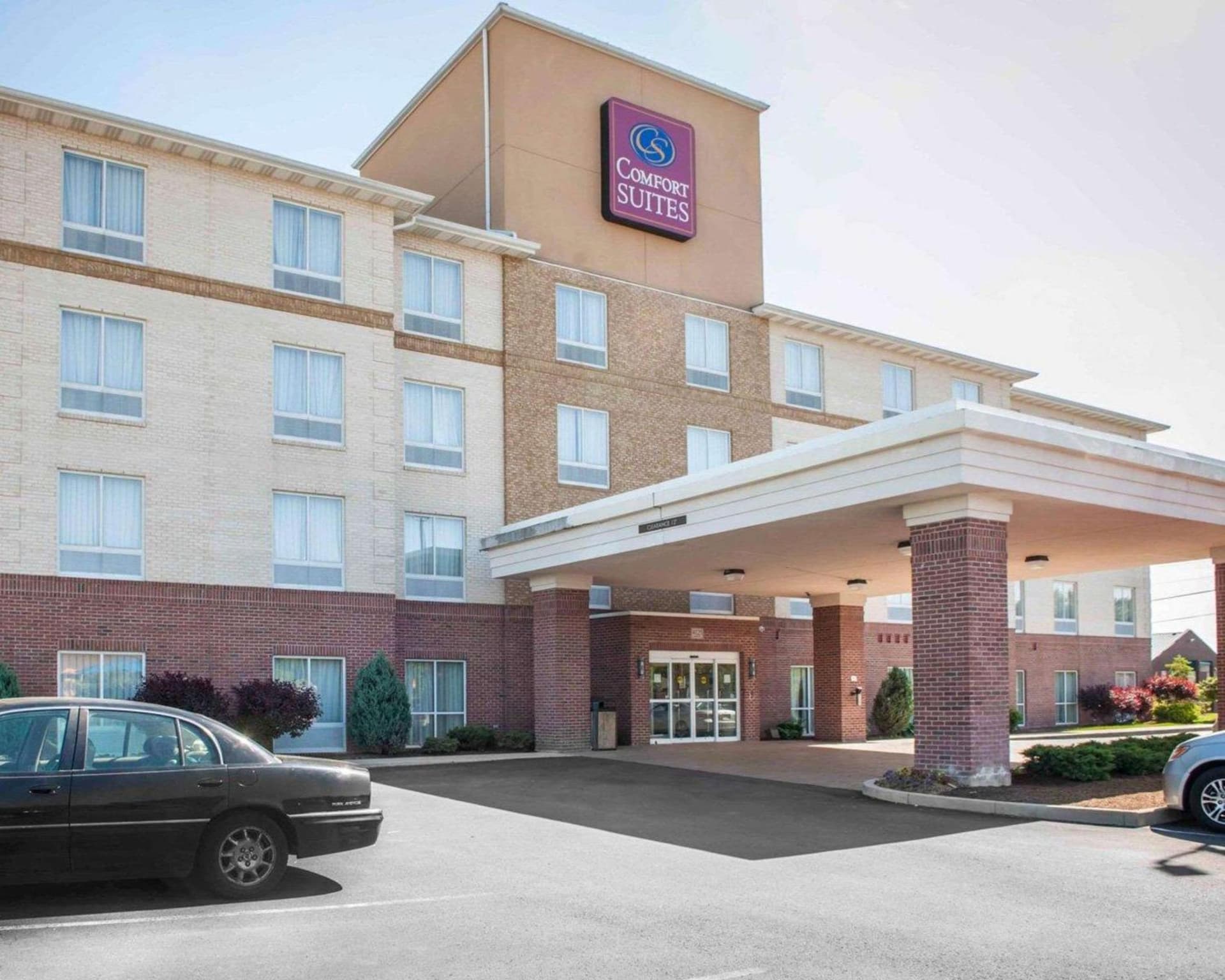 Comfort Suites Southport — hotel in Southport, Indiana