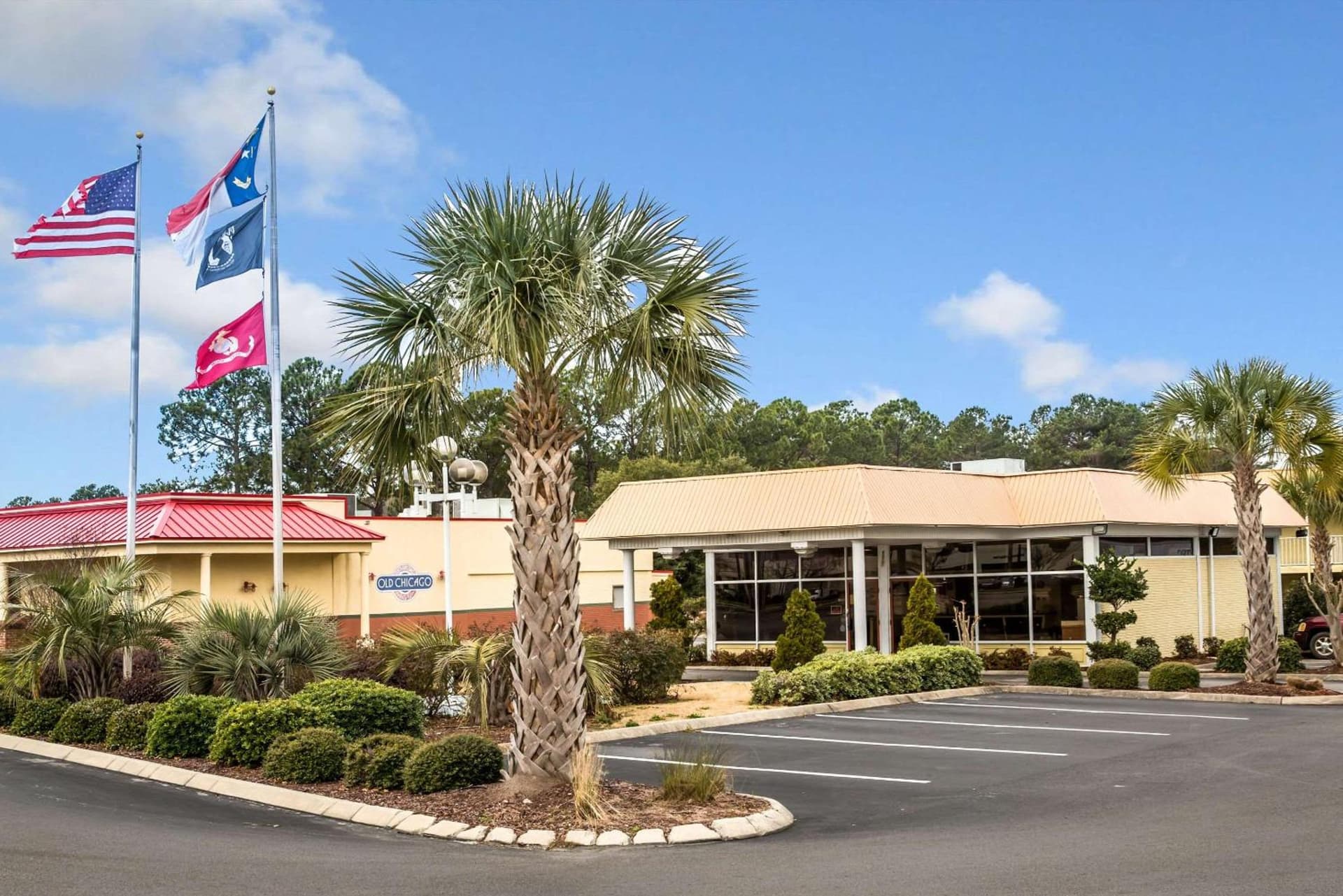 Rodeway Inn & Suites Wilmington North — hotel in Wilmington, North Carolina