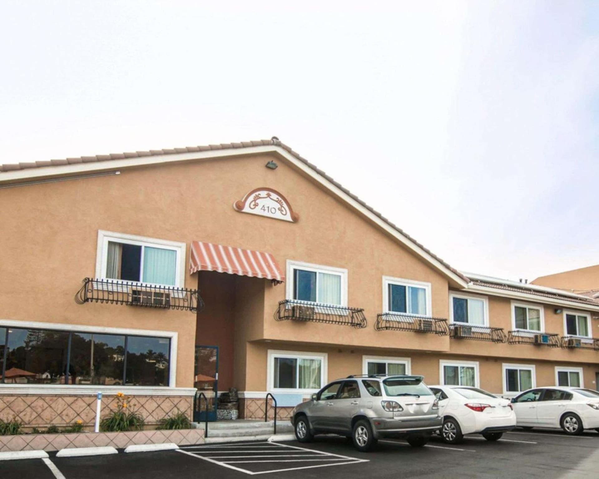Brisa Pacific Hotel Encinitas property views in Encinitas, CA — gallery photo 3