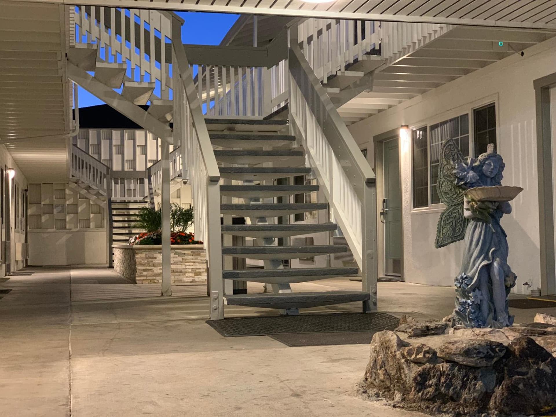 Stargazer Hotel — hotel in Monterey, California