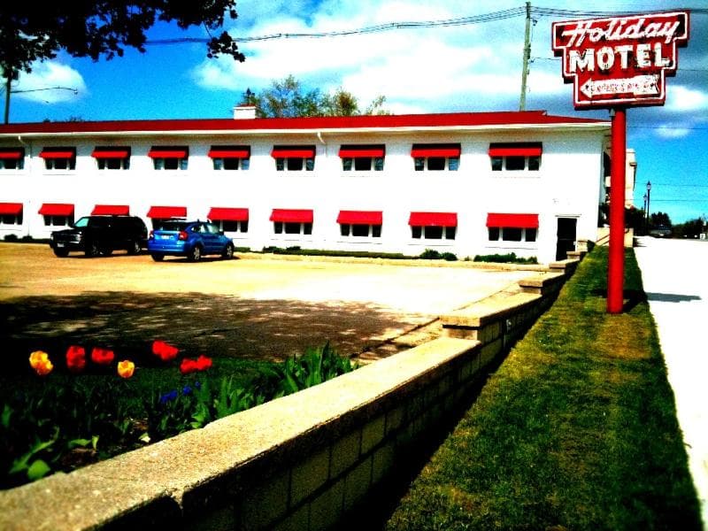 Holiday Music Motel — hotel in Sturgeon Bay, Wisconsin