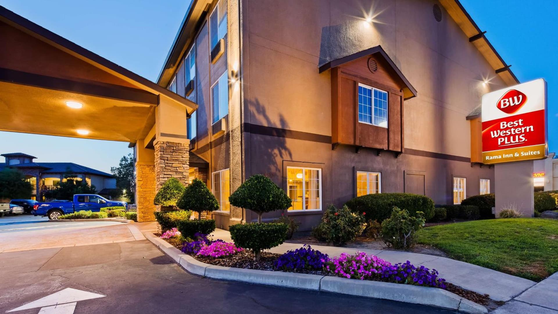 Best Western Plus Rama Inn & Suites — hotel in Oakdale, California