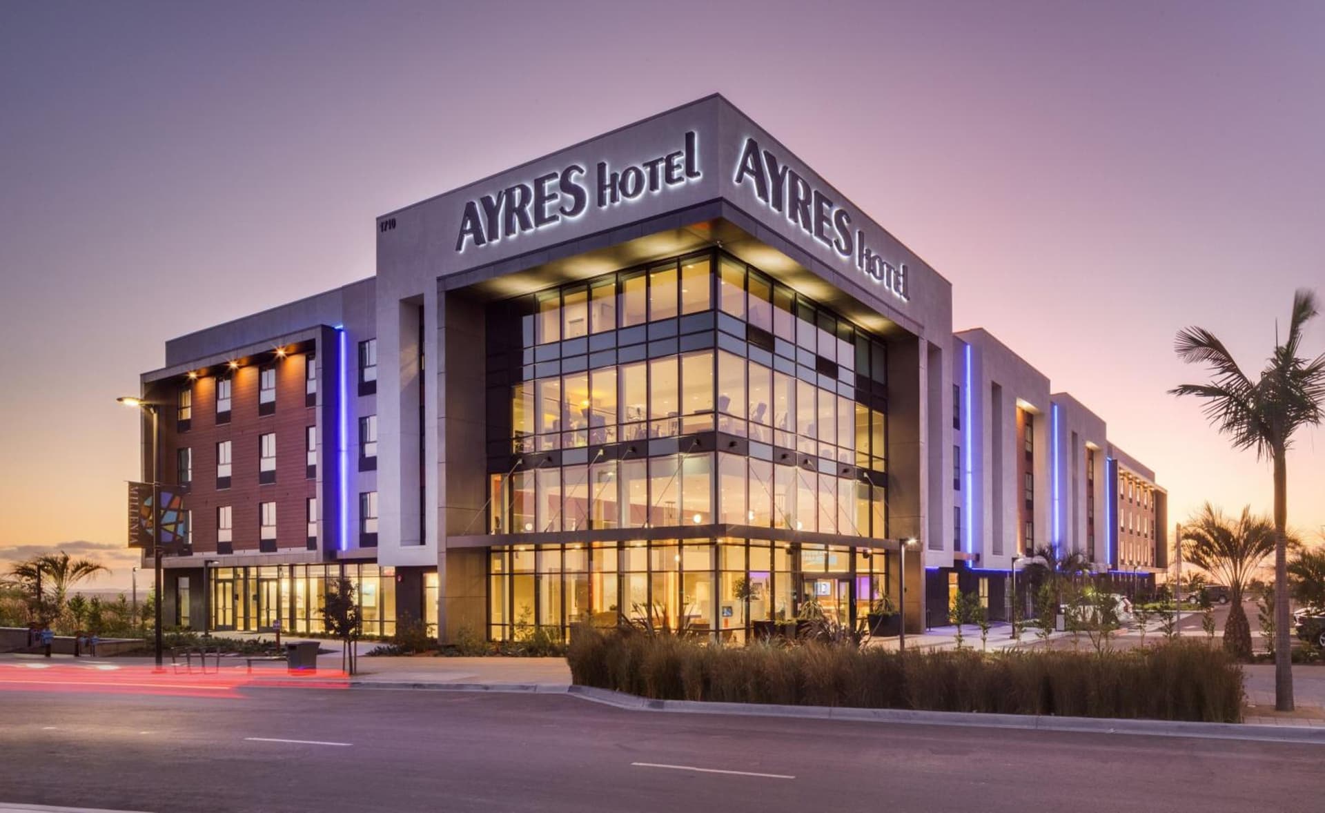 Ayres Hotel San Diego South - Chula Vista — hotel in Vista, California