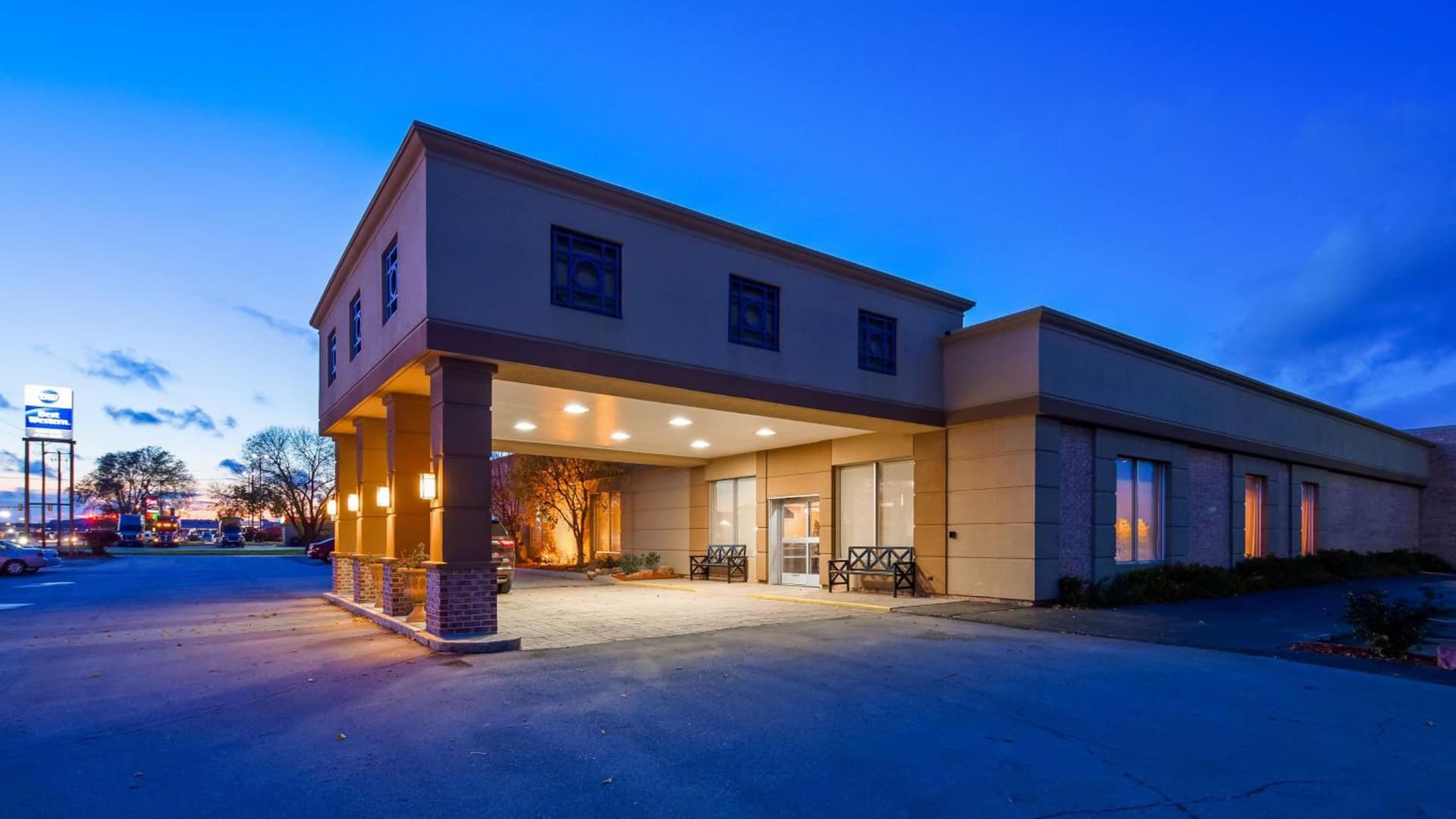 Best Western Crossroads of the Bluffs — hotel in Council Bluffs, Iowa