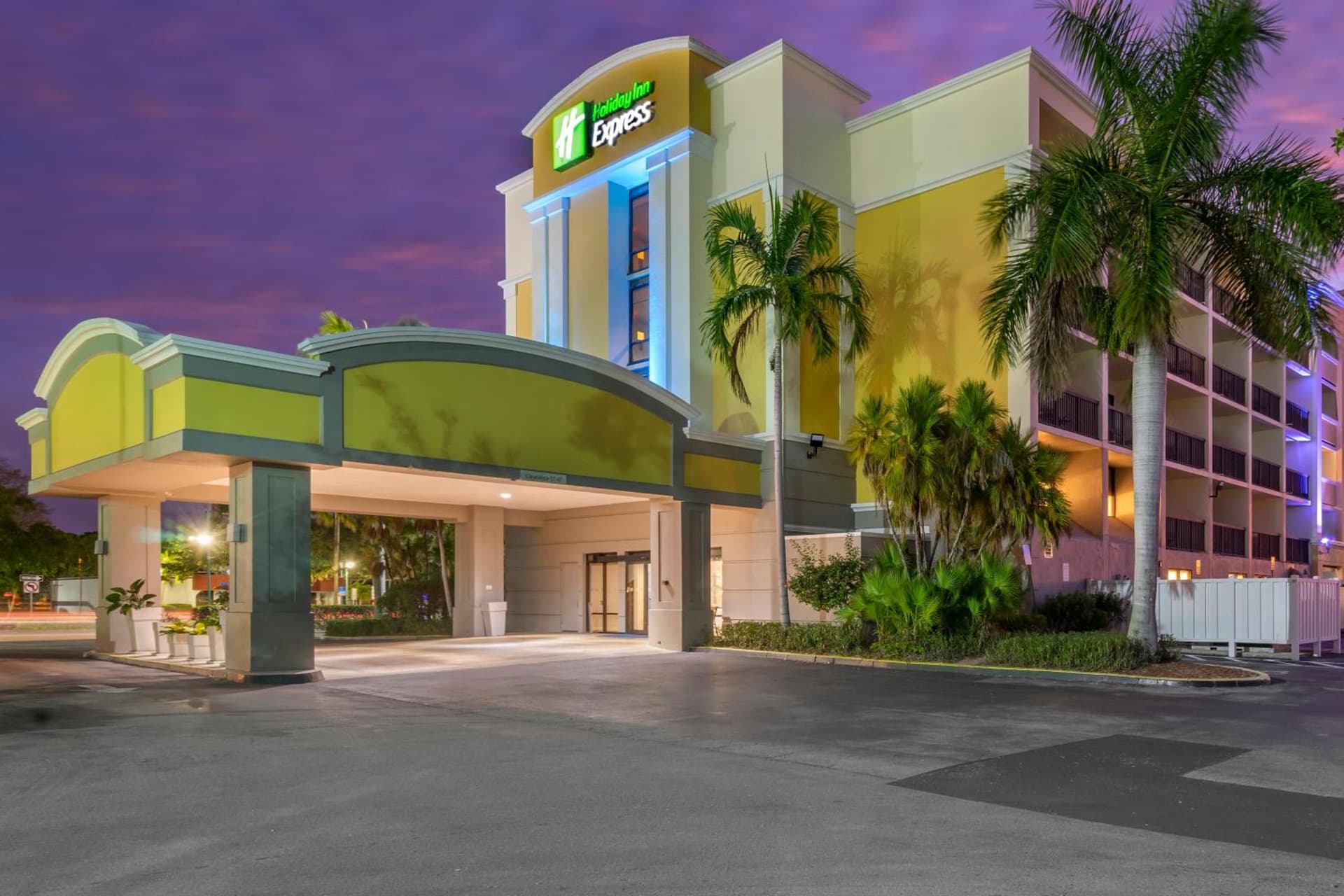 Holiday Inn Express Cape Coral-Fort Myers Area by IHG — hotel in Cape Coral, Florida