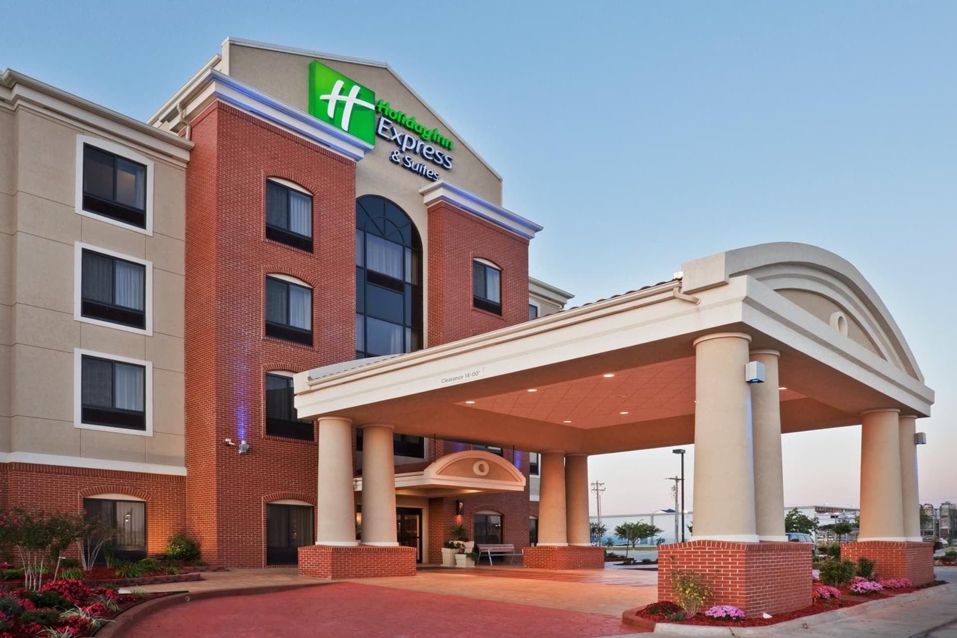 Holiday Inn Express & Suites Oklahoma City West-Yukon by IHG featured exterior or lobby in Yukon, OK — similar hotel