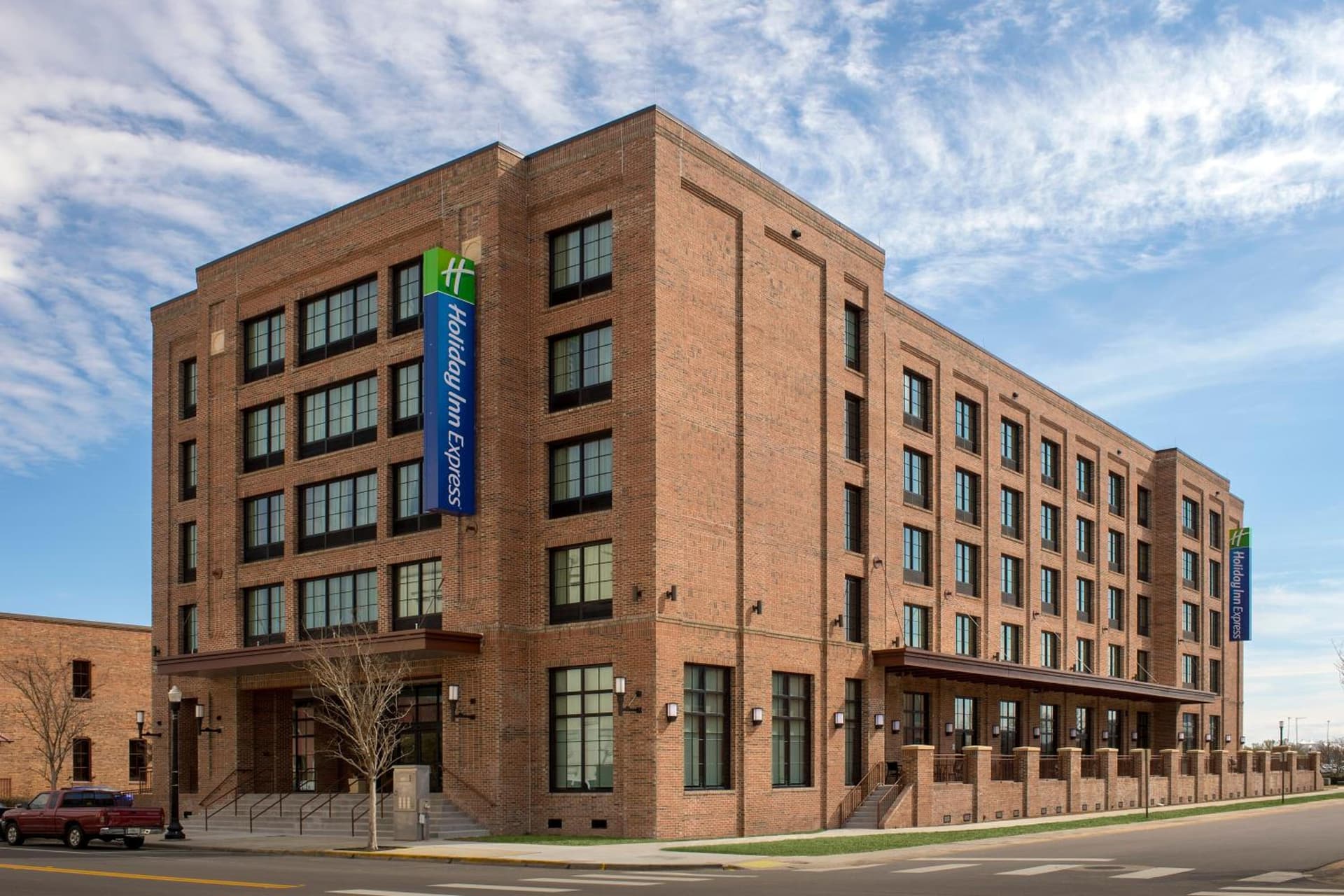 Holiday Inn Express Pensacola Downtown by IHG — hotel in Pensacola, Florida