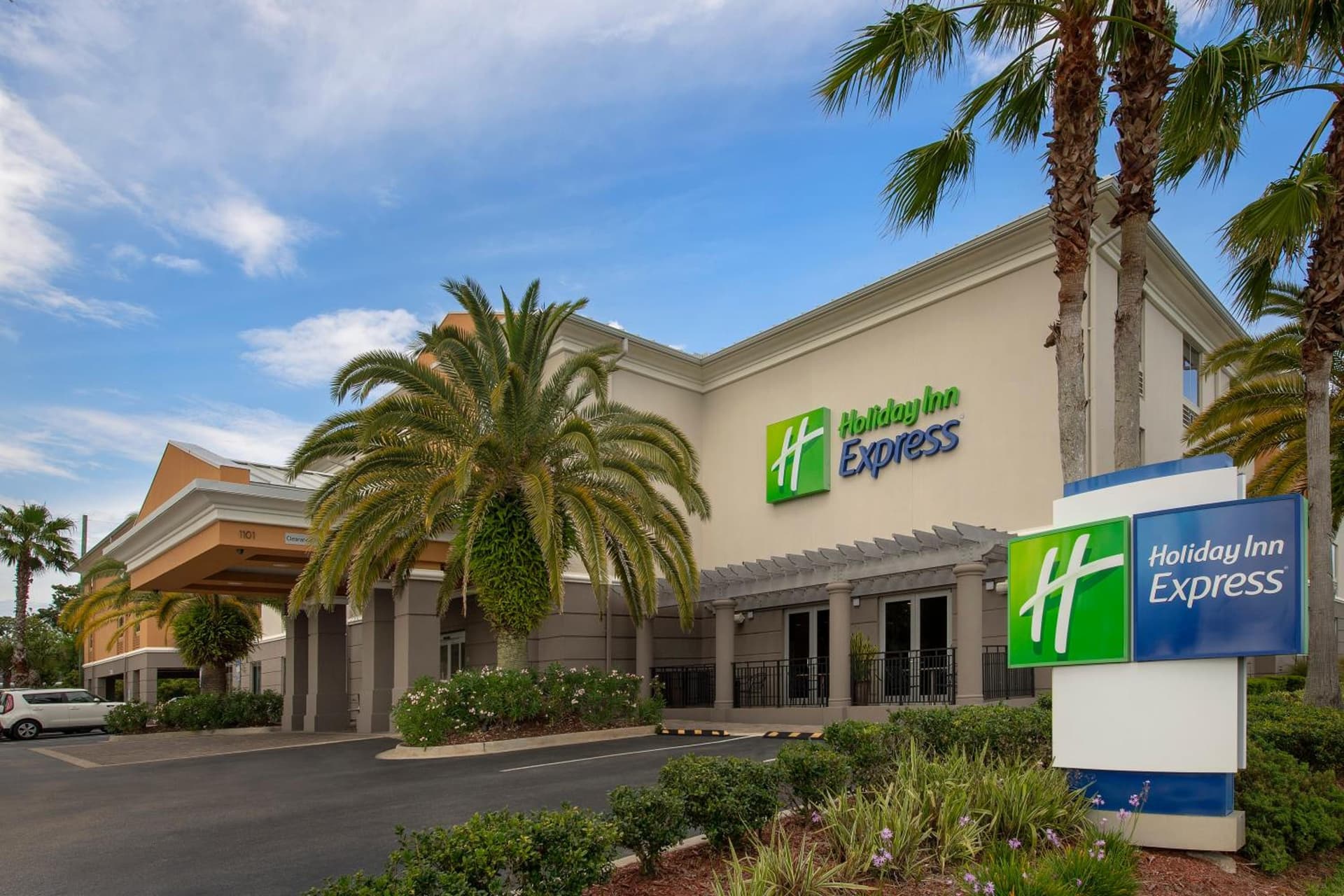 Holiday Inn Express Jacksonville Beach by IHG — hotel in Jacksonville Beach, Florida