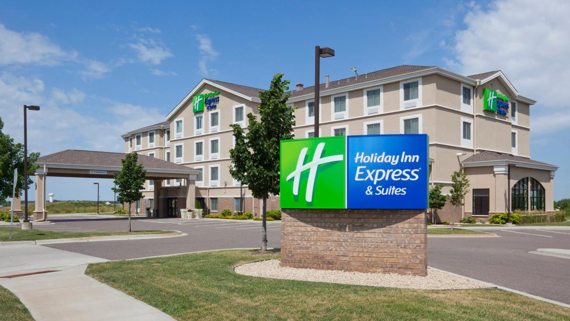 Holiday Inn Express Hotel & Suites Rogers by IHG — hotel in Rogers, Minnesota