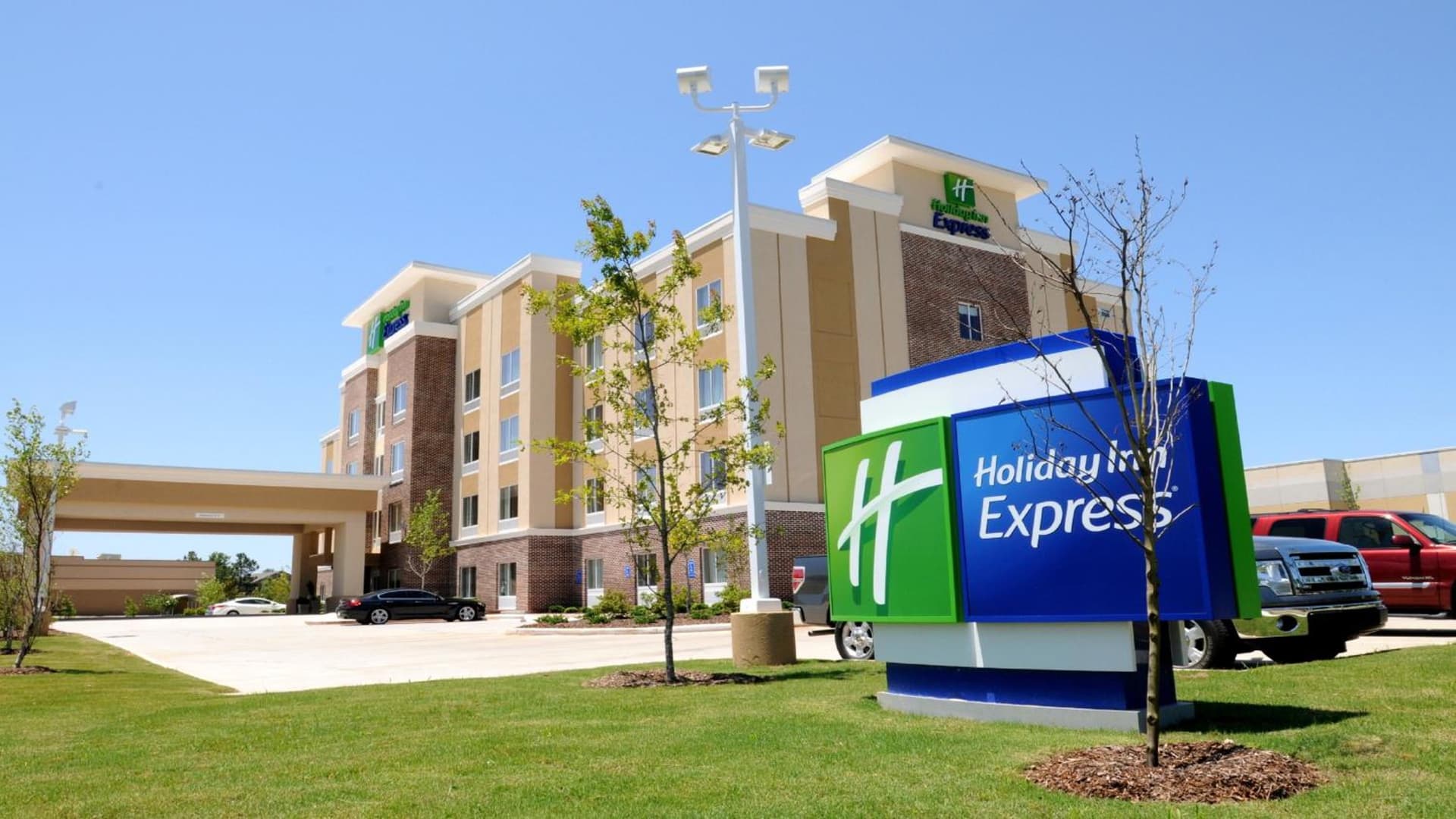 Holiday Inn Express Covington-Madisonville by IHG — hotel in Covington, Louisiana