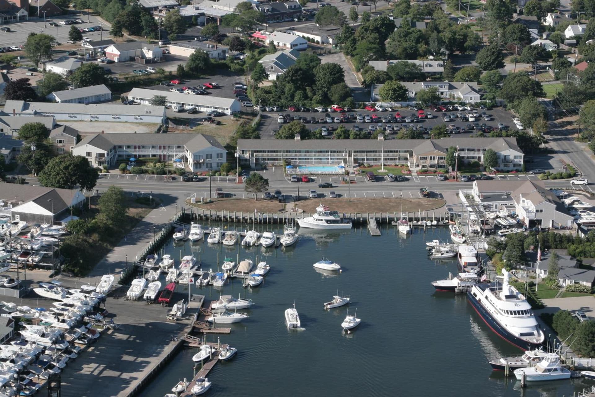 InnSeason Resorts HarborWalk featured exterior or lobby in Falmouth, MA — similar hotel