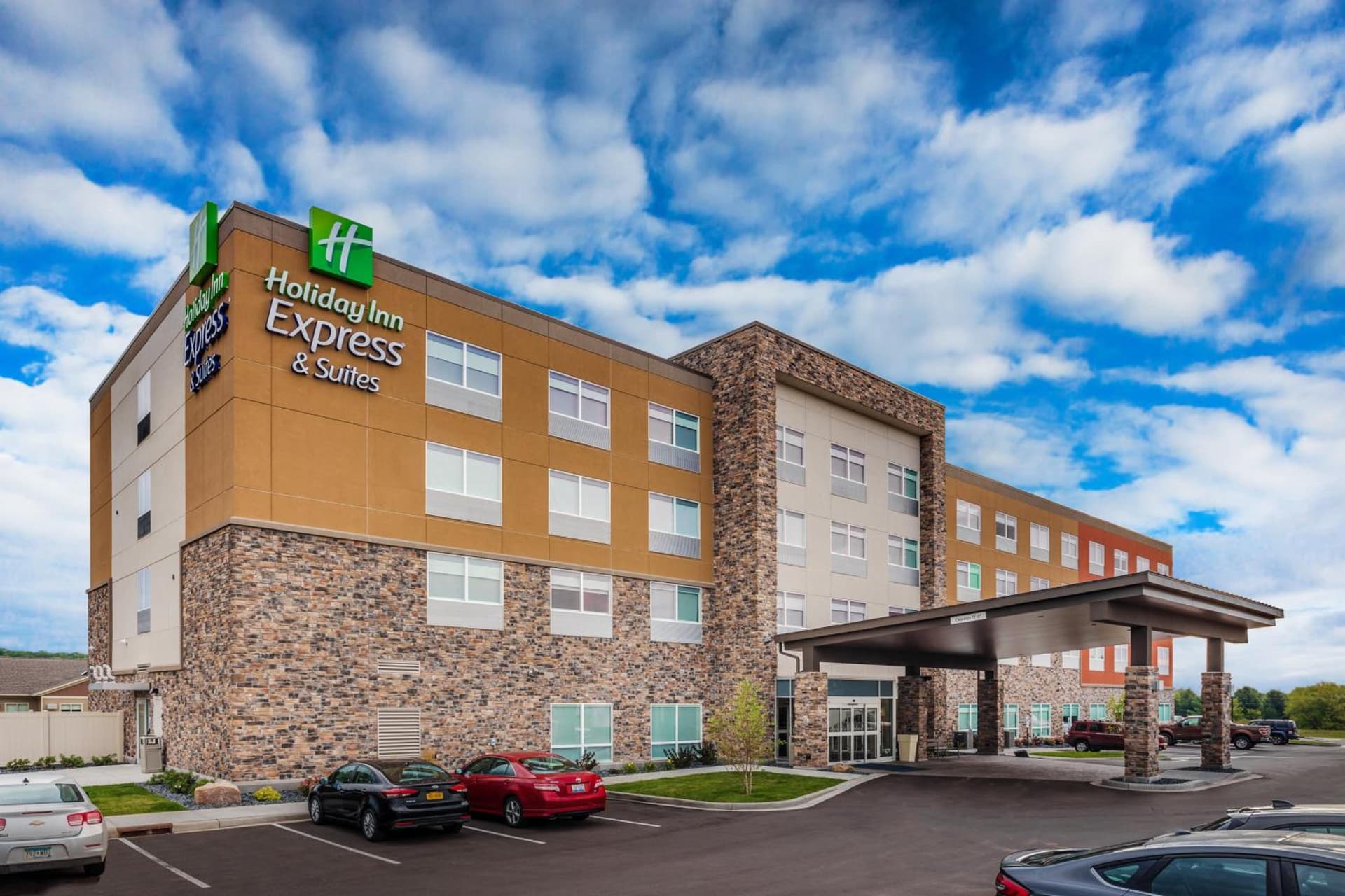 Holiday Inn Express & Suites - Rice Lake by IHG — hotel in Rice Lake, Wisconsin