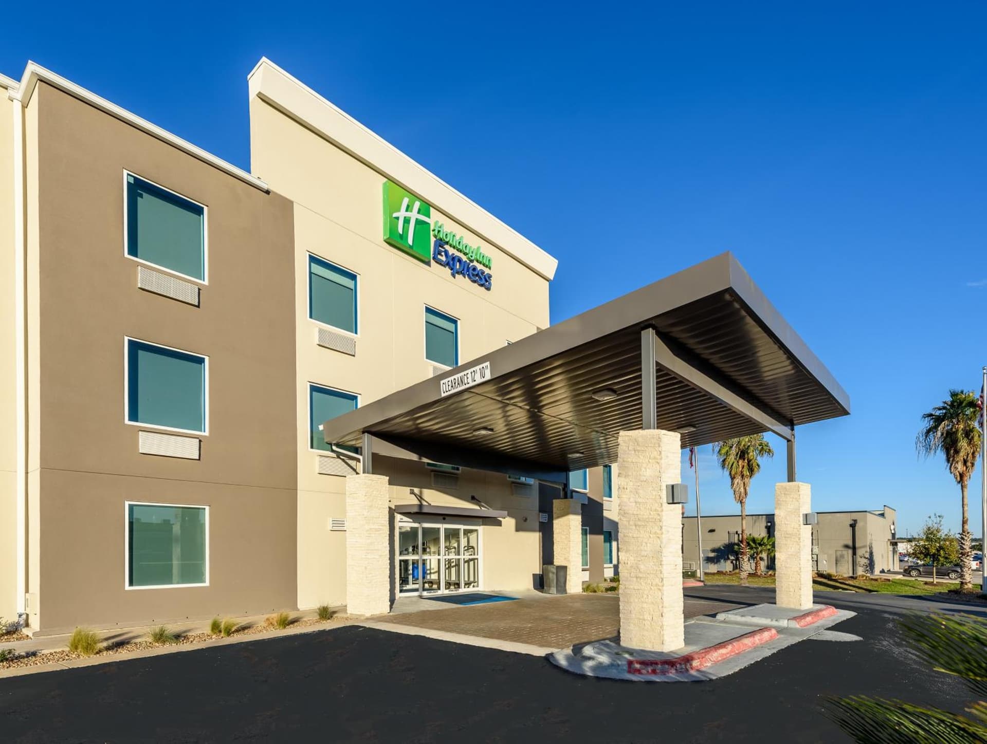 Holiday Inn Express Hotel and Suites Bastrop by IHG — hotel in Bastrop, Texas