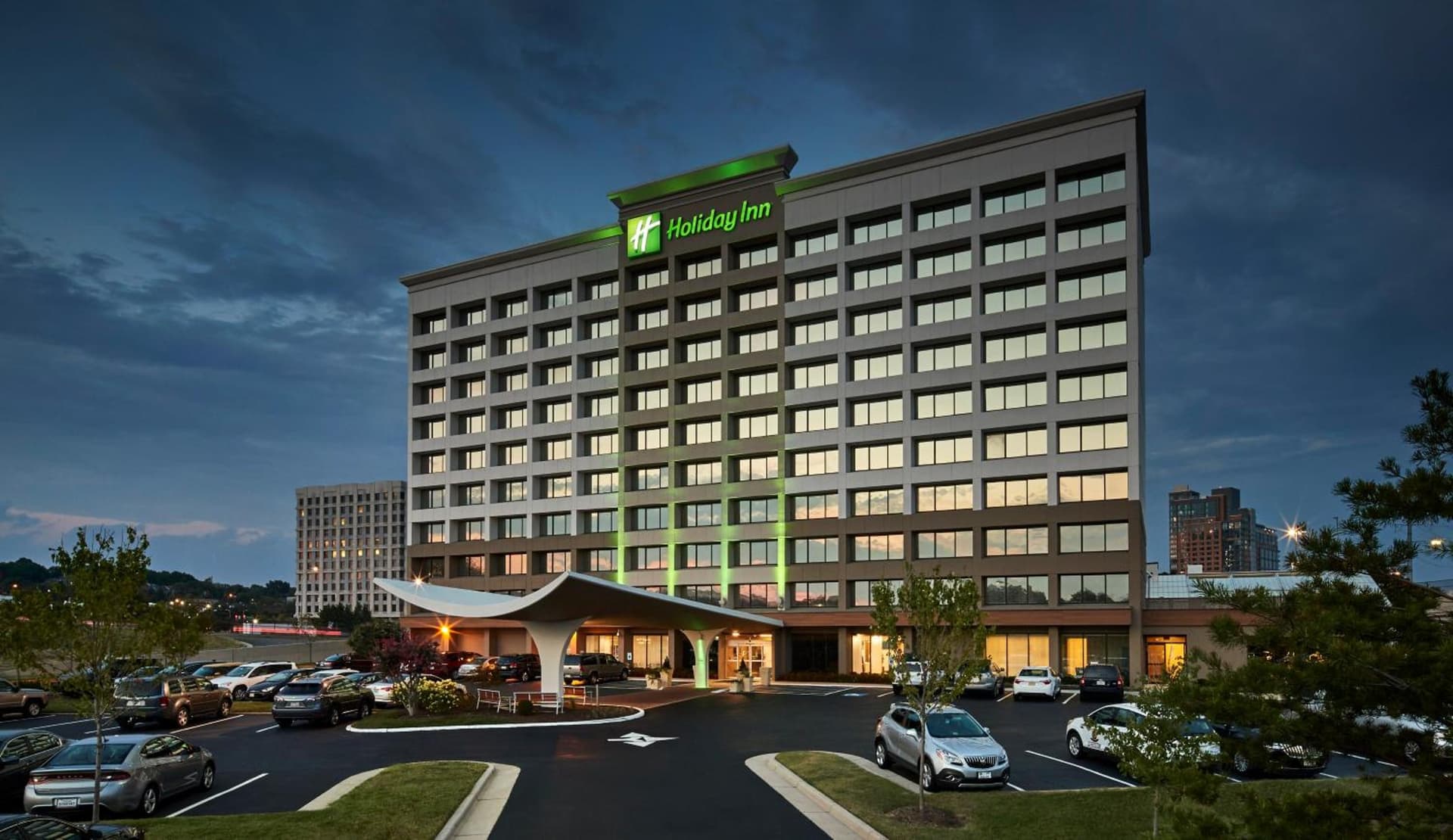 Holiday Inn Alexandria at Carlyle by IHG — hotel in Alexandria, Virginia
