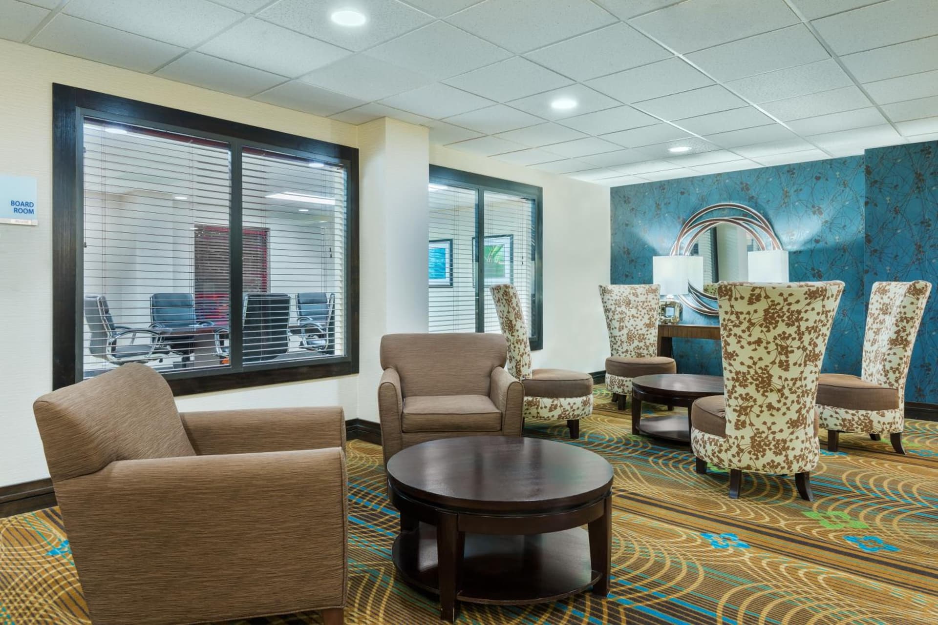 Holiday Inn Express Hotel & Suites Bentonville by IHG interior in Bentonville, AR — gallery photo 2