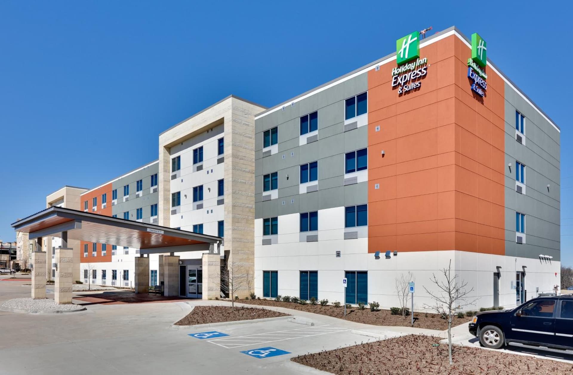 Holiday Inn Express & Suites Plano East - Richardson by IHG — hotel in Plano, Texas