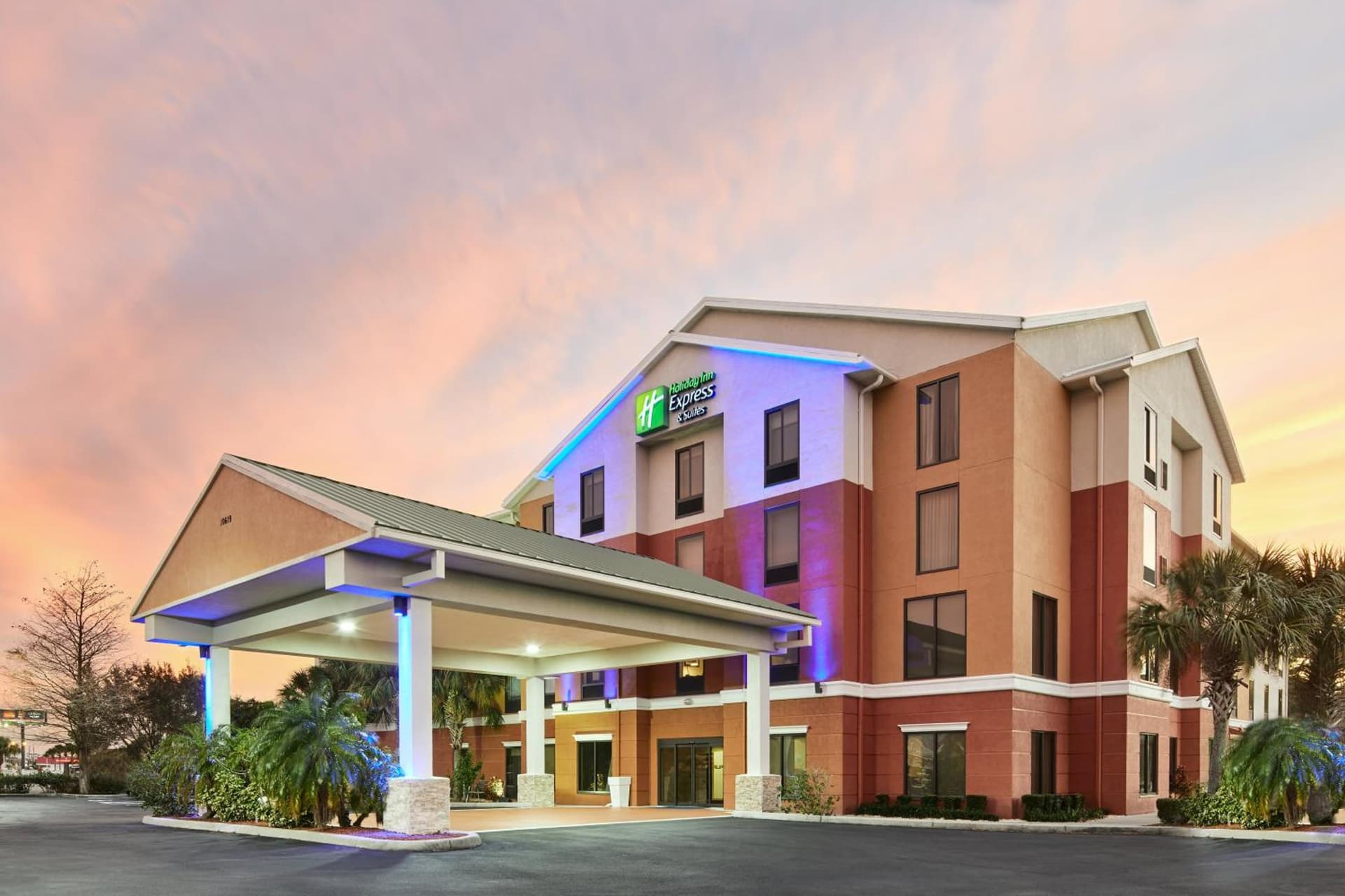 Holiday Inn Express Hotel & Suites Port Richey by IHG featured exterior or lobby in Port Richey, FL — similar hotel