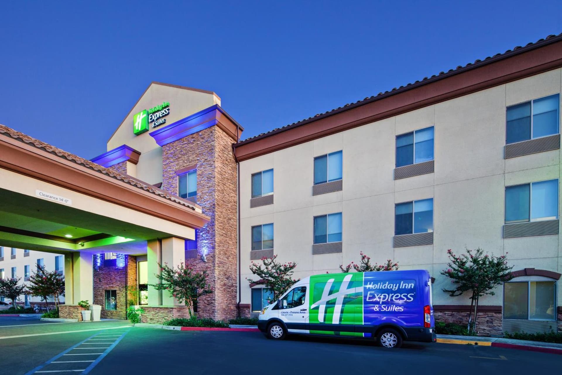 Holiday Inn Express & Suites Clovis Fresno Area by IHG featured exterior or lobby in Clovis, CA — similar hotel