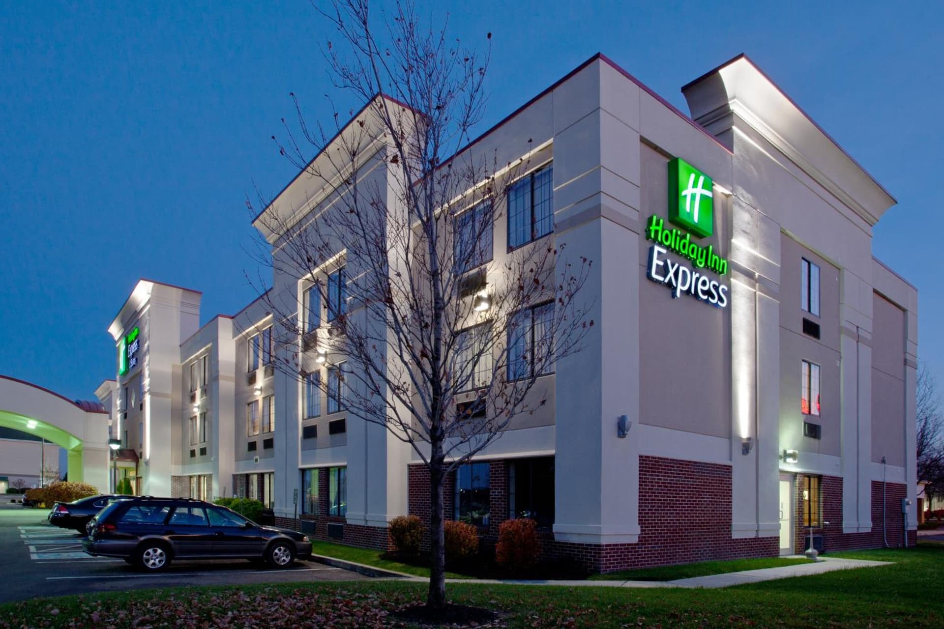Holiday Inn Express Hotel & Suites Grove City by IHG — hotel in Grove City, Ohio