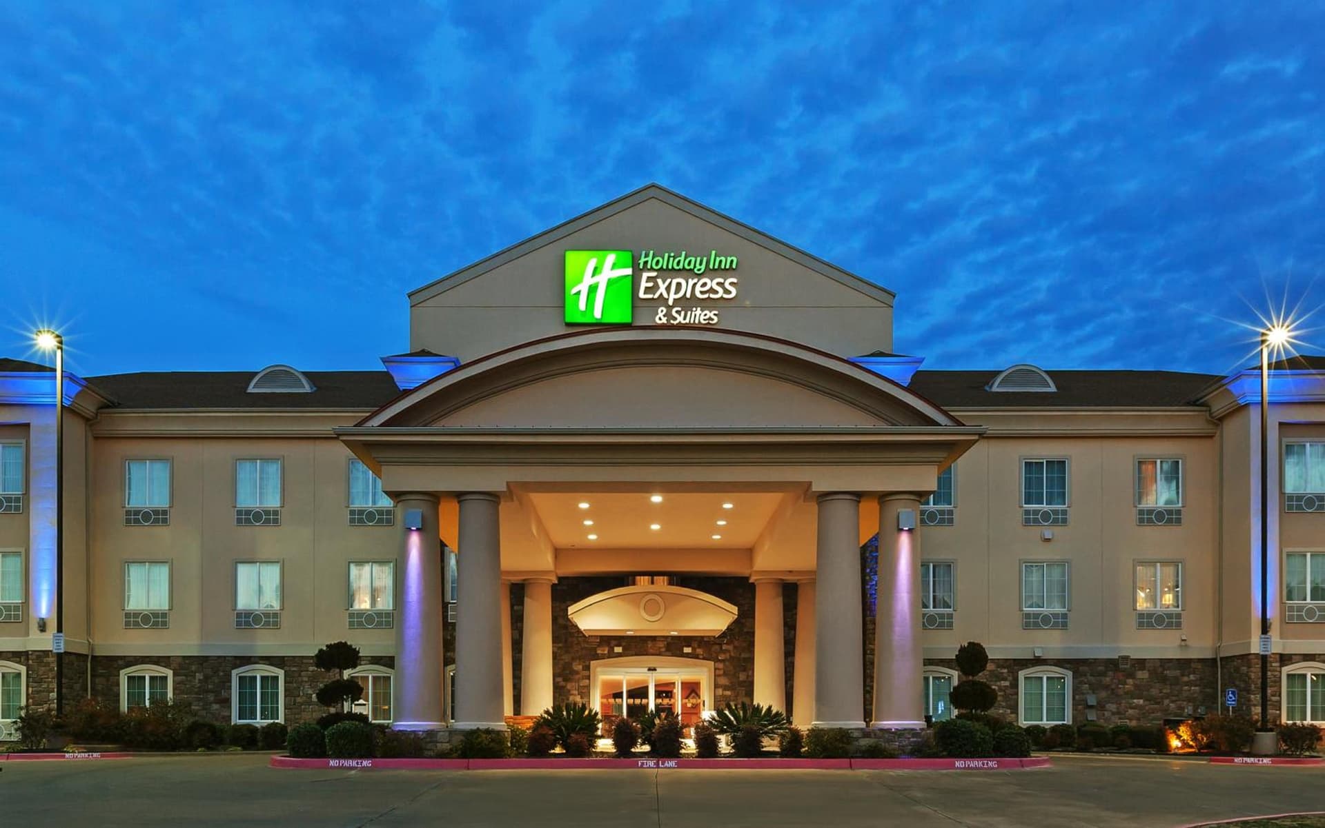 Holiday Inn Express Hotel & Suites Kilgore North by IHG featured exterior or lobby in Kilgore, TX — similar hotel