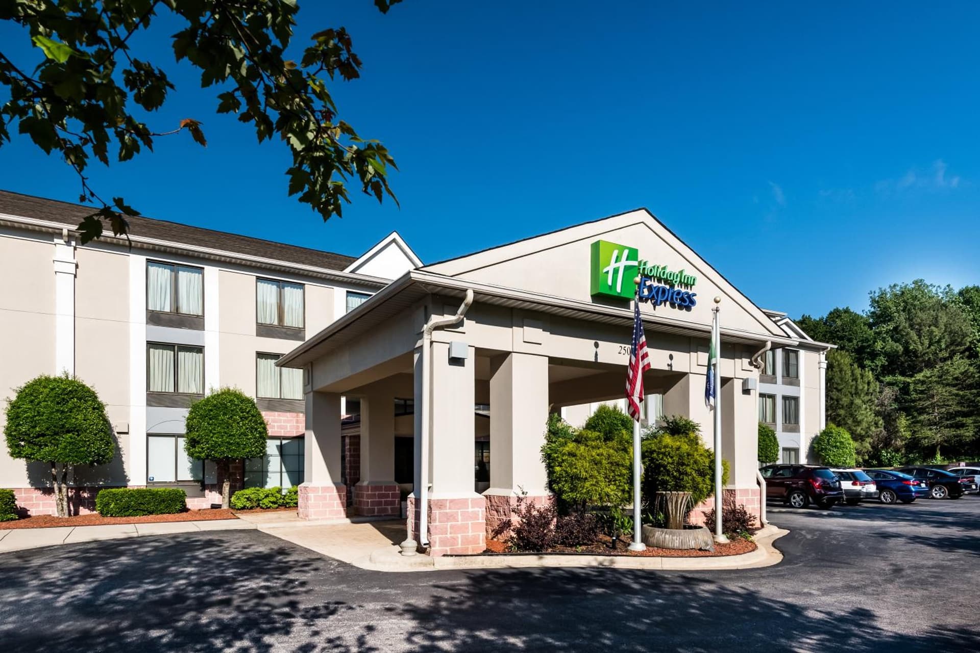 Holiday Inn Express & Suites Charlotte Arpt-Belmont by IHG — hotel in Belmont, North Carolina
