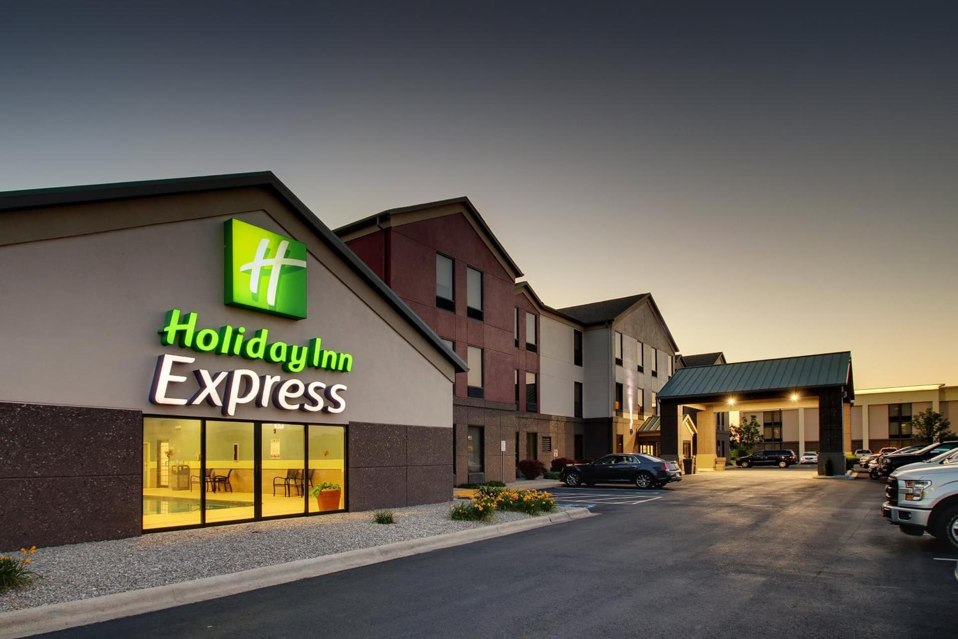 Holiday Inn Express Hotel & Suites Lebanon by IHG — hotel in Lebanon, Missouri