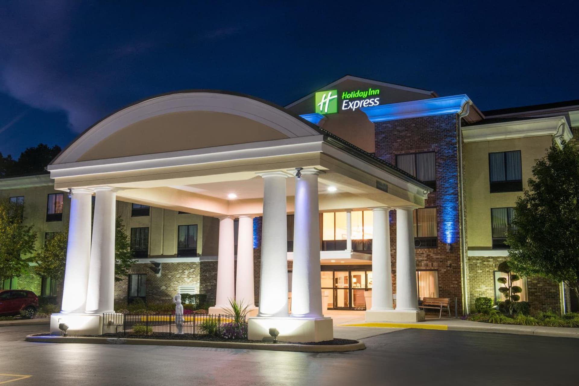 Holiday Inn Express & Suites - Sharon-Hermitage by IHG — hotel in West Middlesex, Pennsylvania