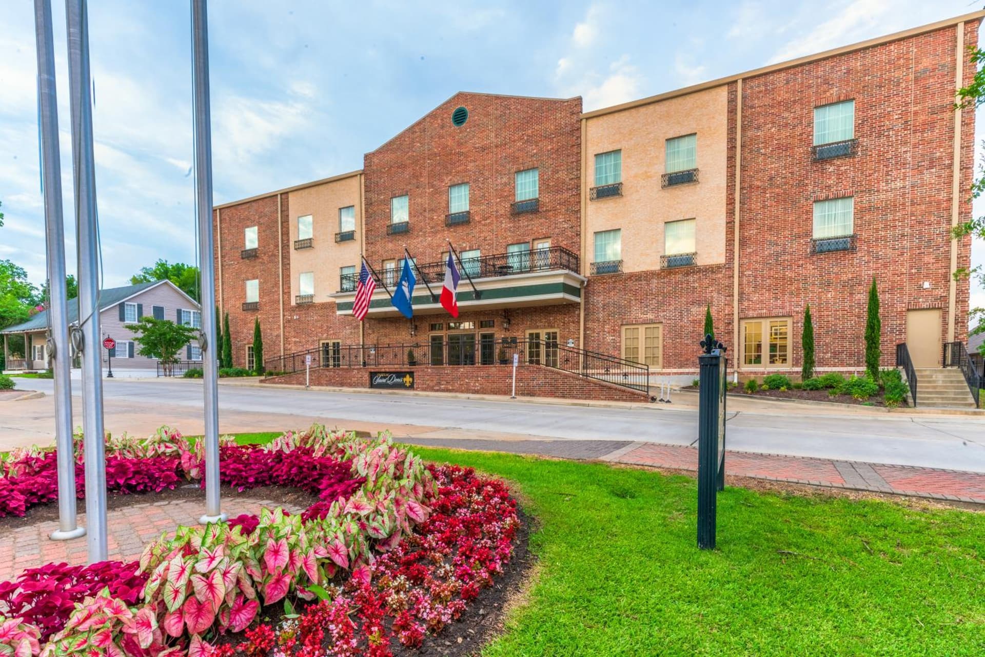 Chateau Saint Denis Hotel — hotel in Natchitoches, Louisiana