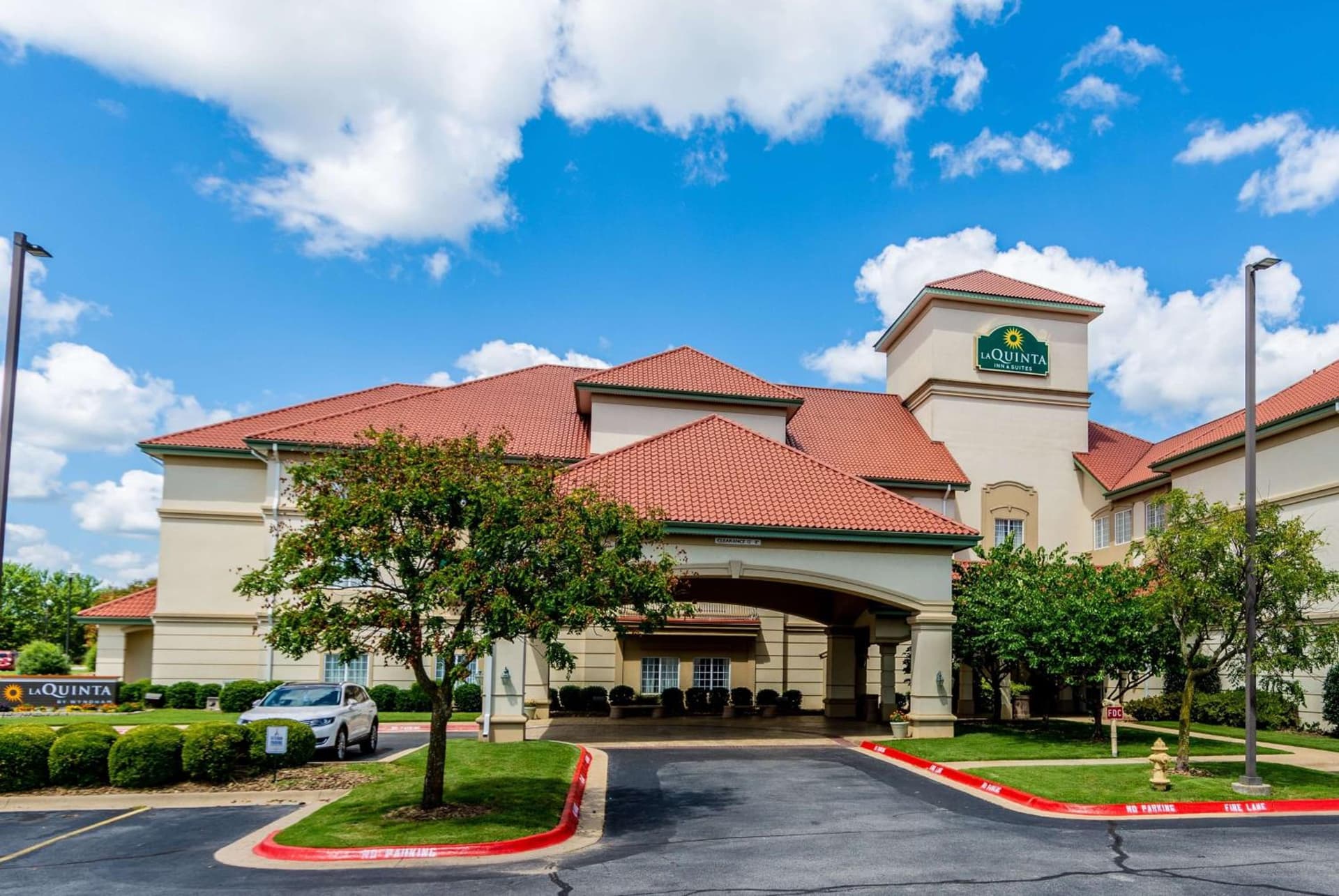 La Quinta by Wyndham Bentonville — hotel in Bentonville, Arkansas
