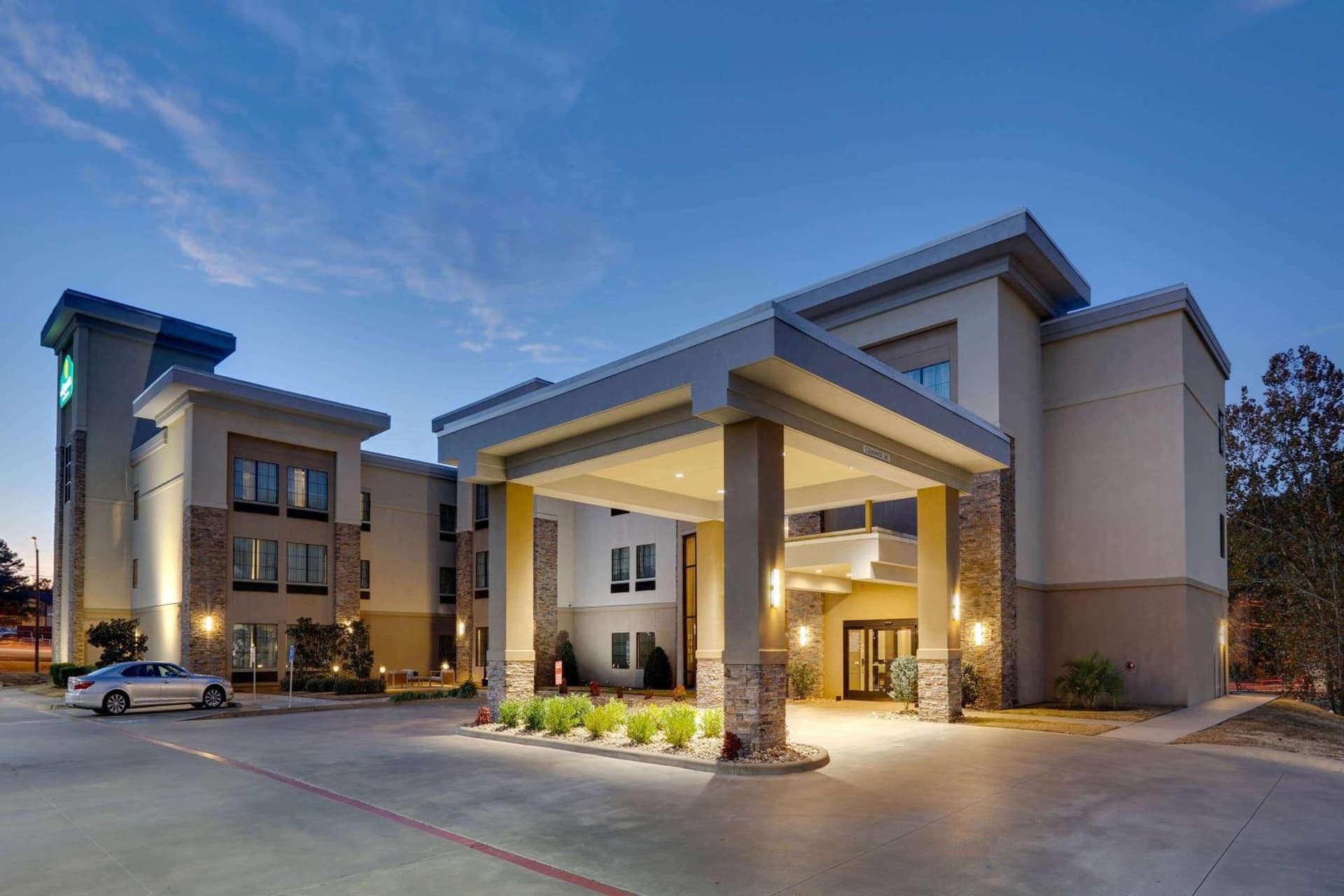 La Quinta by Wyndham Tyler - University Area — hotel in Tyler, Texas