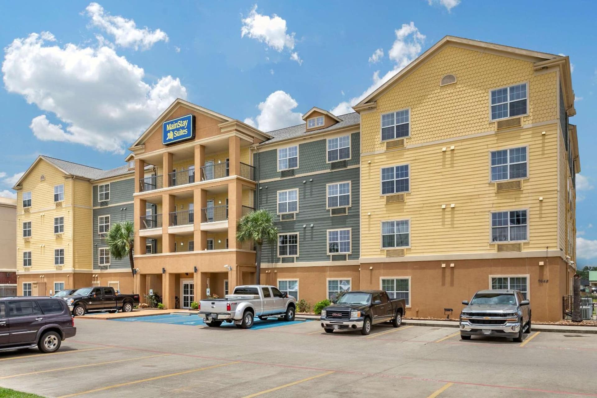 MainStay Suites Port Arthur - Beaumont South featured exterior or lobby in Port Arthur, TX — similar hotel