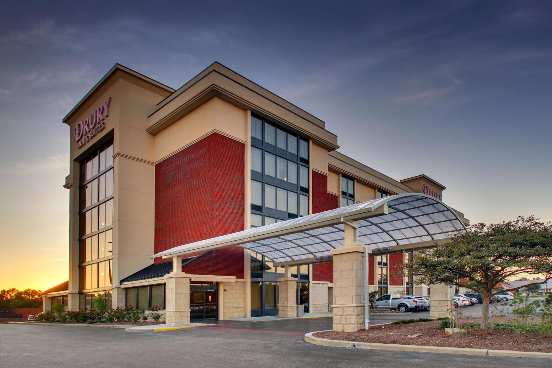 Drury Inn & Suites Evansville East — hotel in Evansville, Indiana