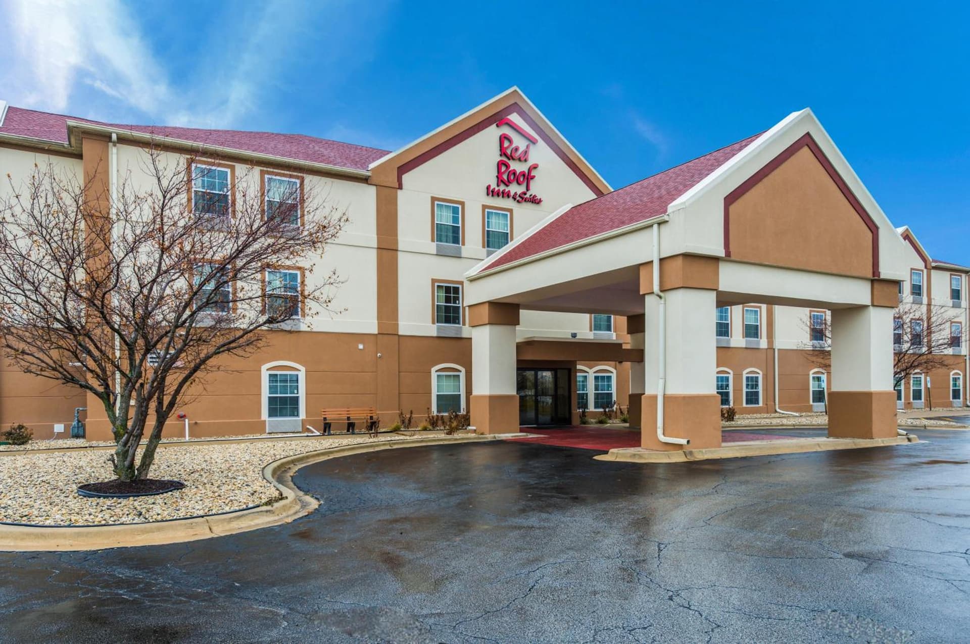 Econo Lodge Inn & Suites — hotel in Monee, Illinois