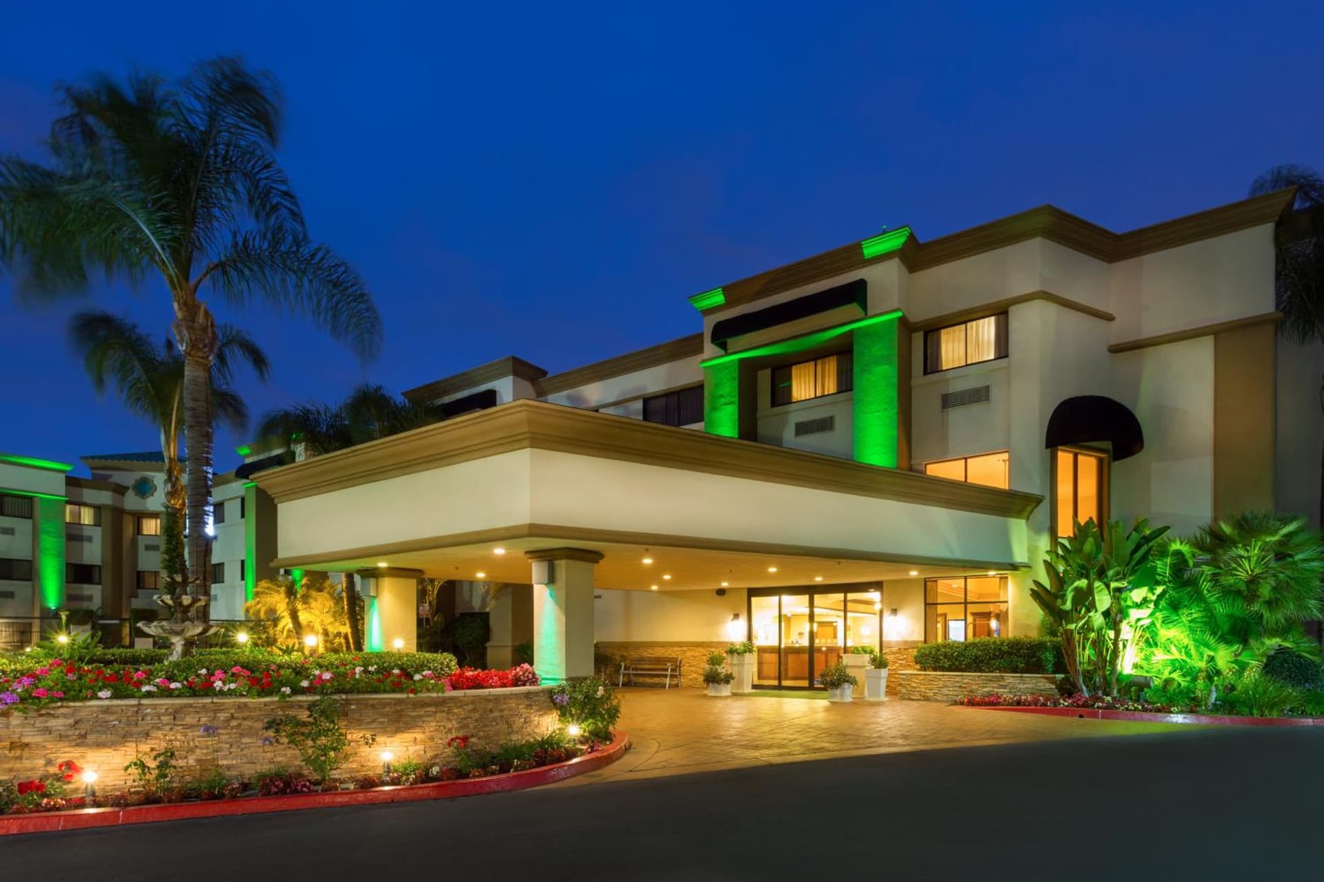 Holiday Inn Santa Ana-Orange Co Arpt by IHG — hotel in Santa Ana, California