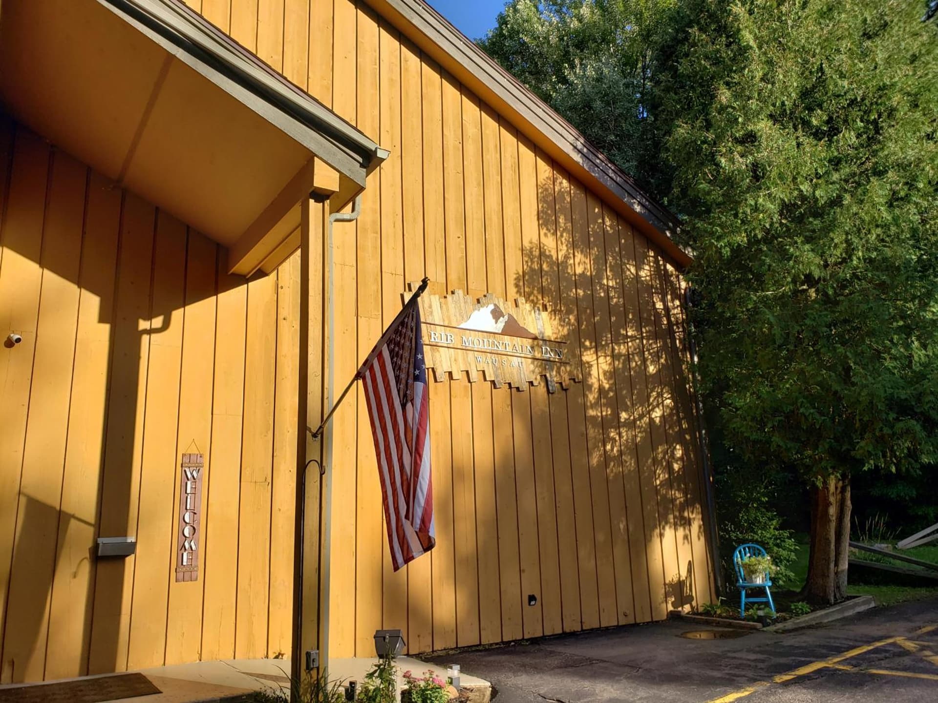 Rib Mountain Inn — hotel in Wausau, Wisconsin