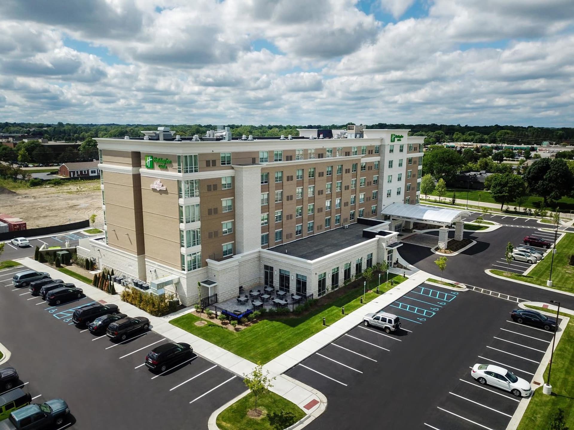 Holiday Inn & Suites Farmington Hills - Detroit NW by IHG — hotel in Farmington Hills, Michigan