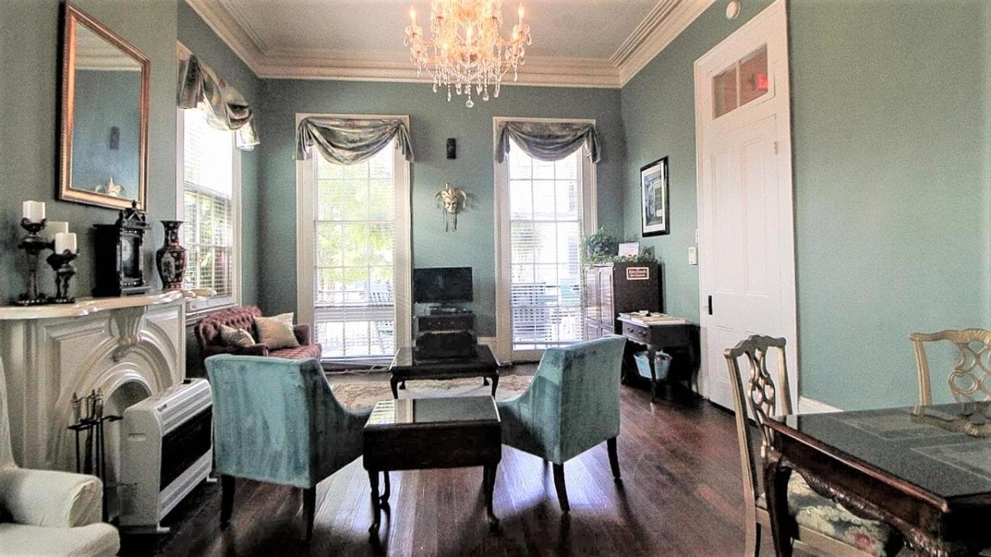 The Mansion on Royal property views in New Orleans, LA — gallery photo 3