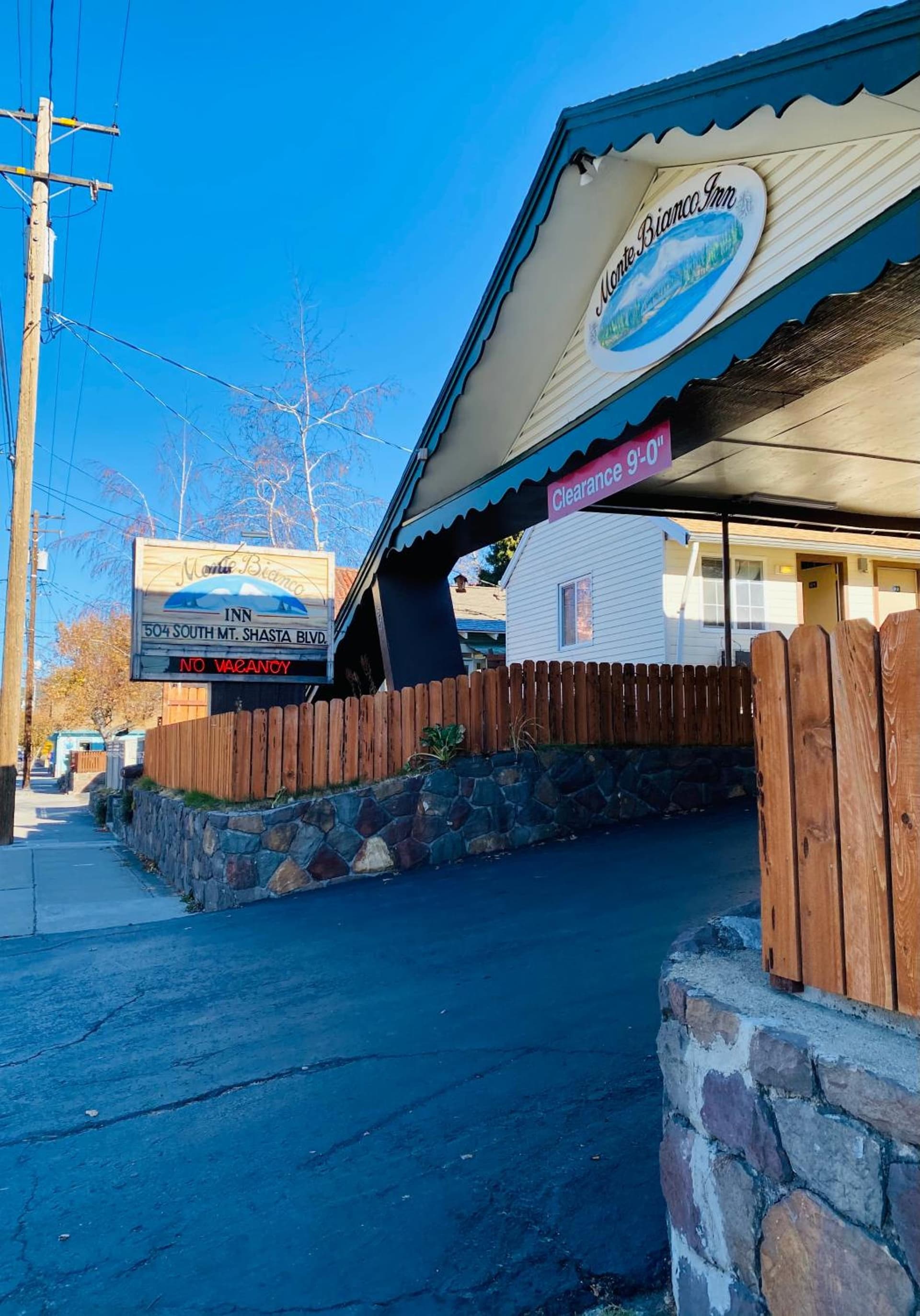 Monte Bianco Inn — hotel in Mount Shasta, California
