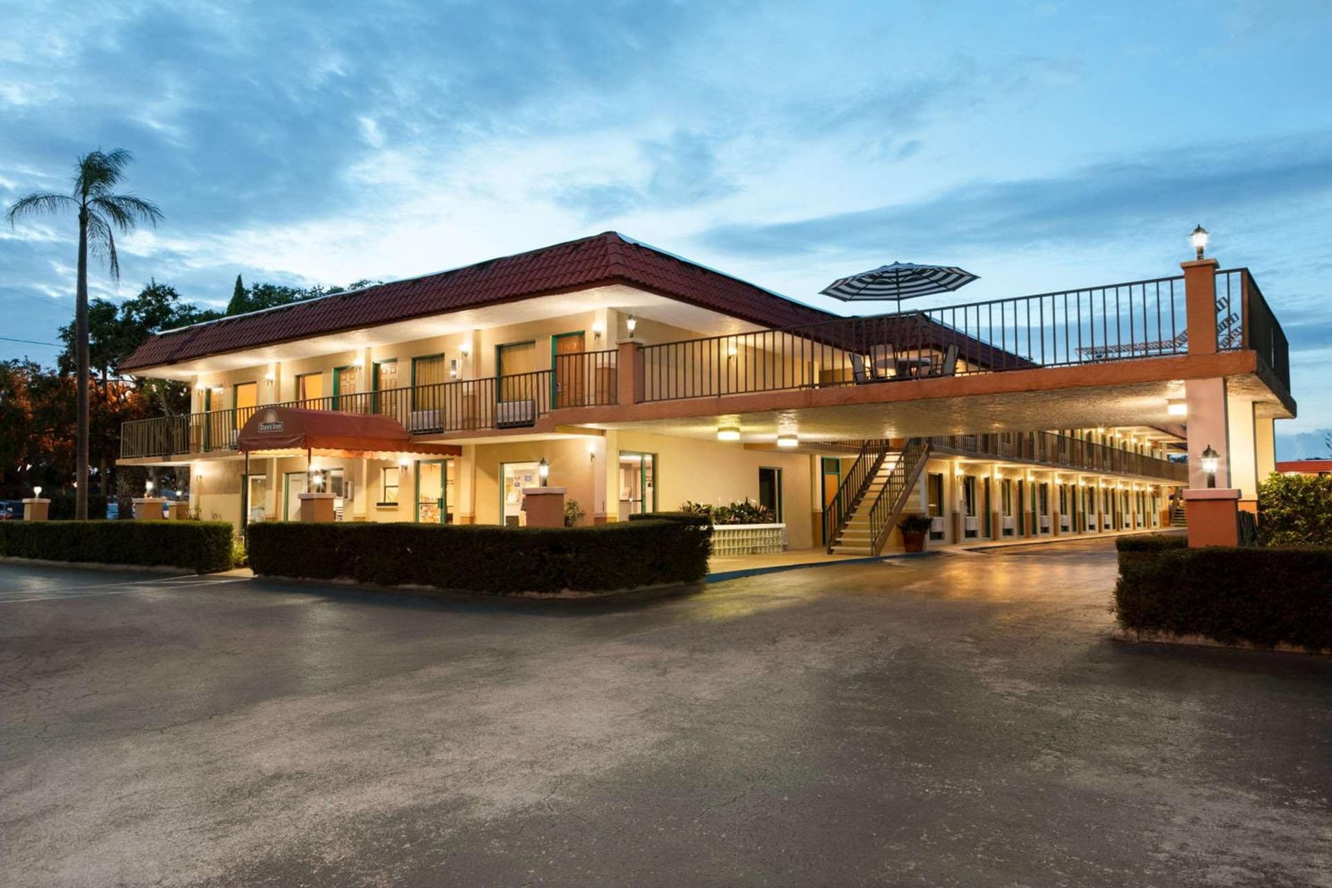 Days Inn by Wyndham Clearwater/Central — hotel in Clearwater, Florida