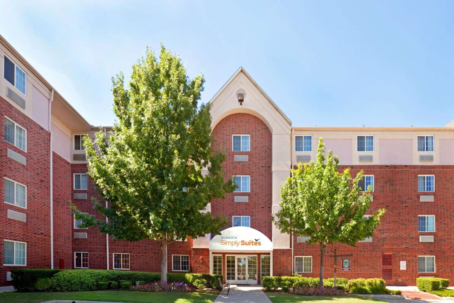 Sonesta Simply Suites Arlington Entertainment District — hotel in Arlington, Texas