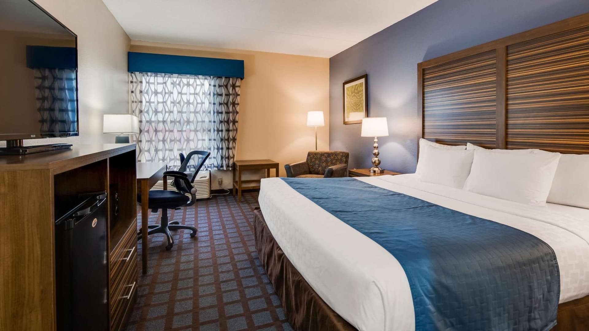 Best Western Fishers Indianapolis Area property views in Fishers, IN — gallery photo 3