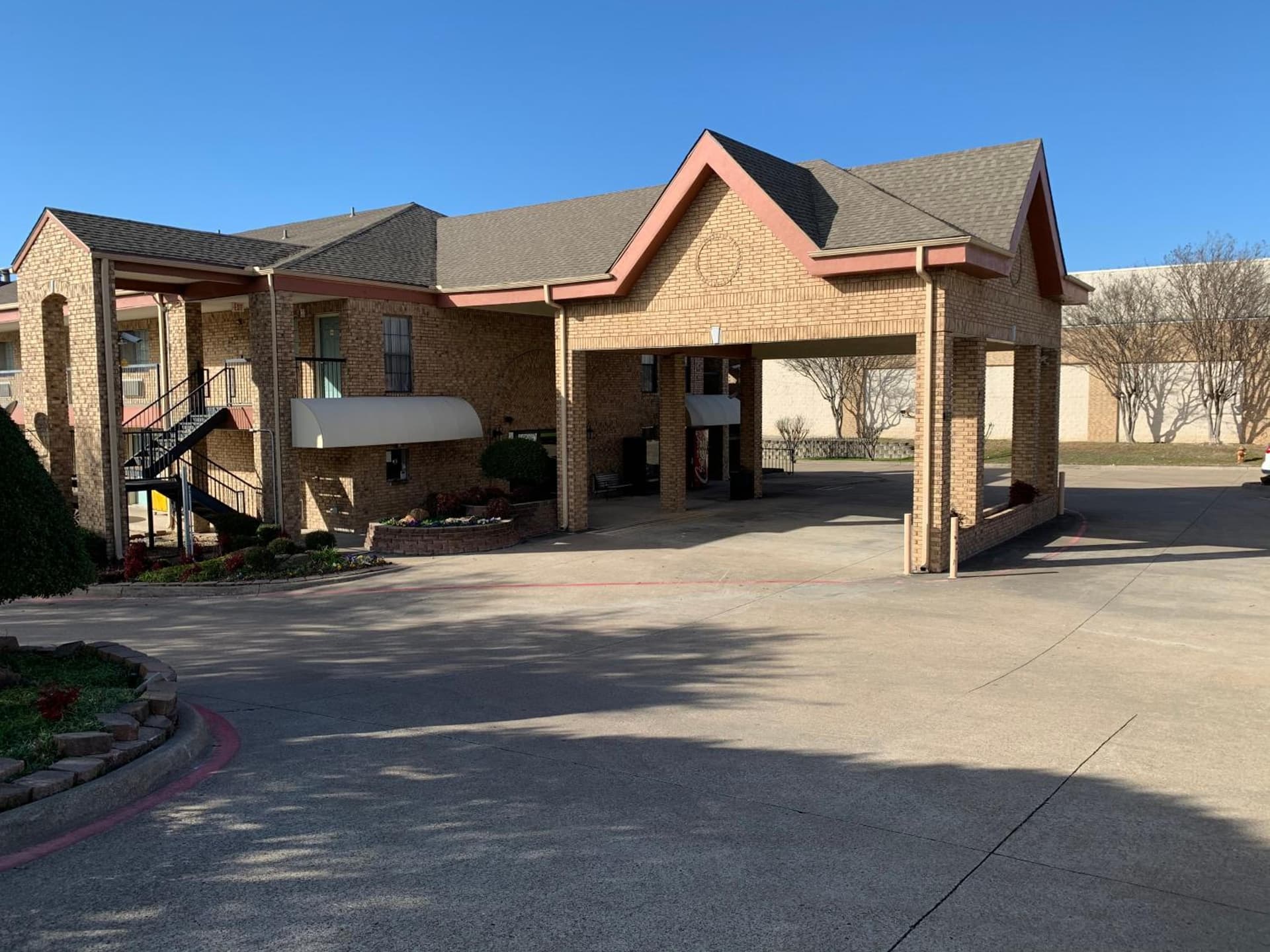 Scottish Inns — hotel in DeSoto, Texas